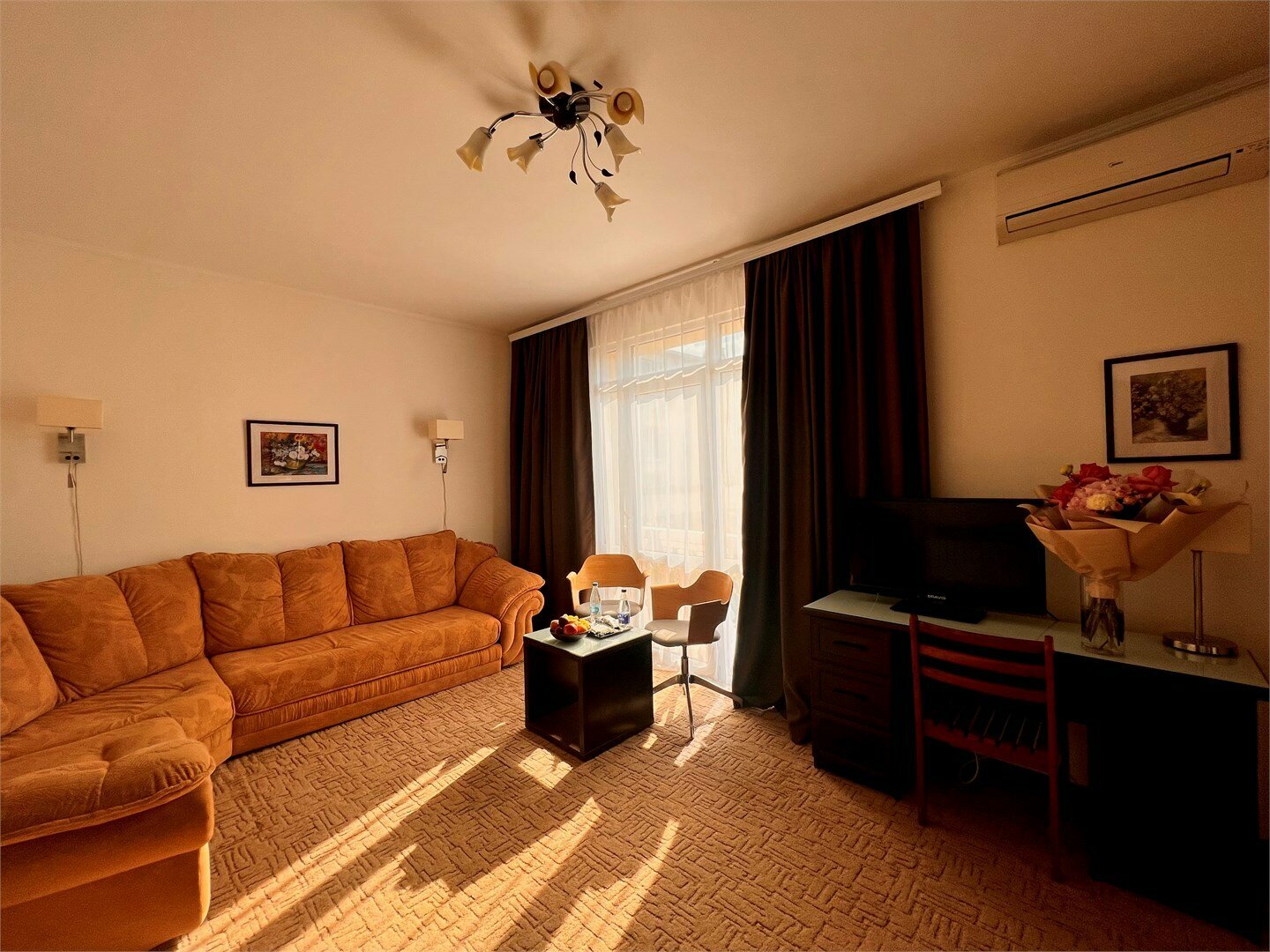 Люкс с двумя спальнями