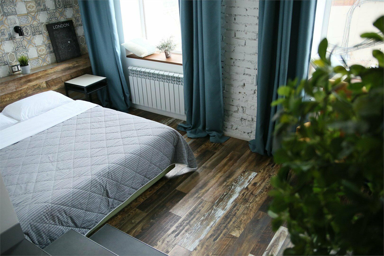 №1 Улучшенный двухместный номер с одной кроватью