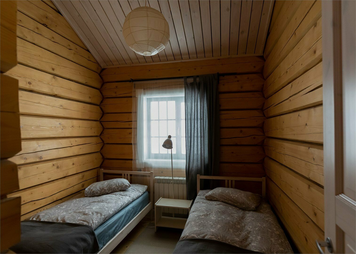 Синий дом с видом на озеро и возможностью купели на дровах