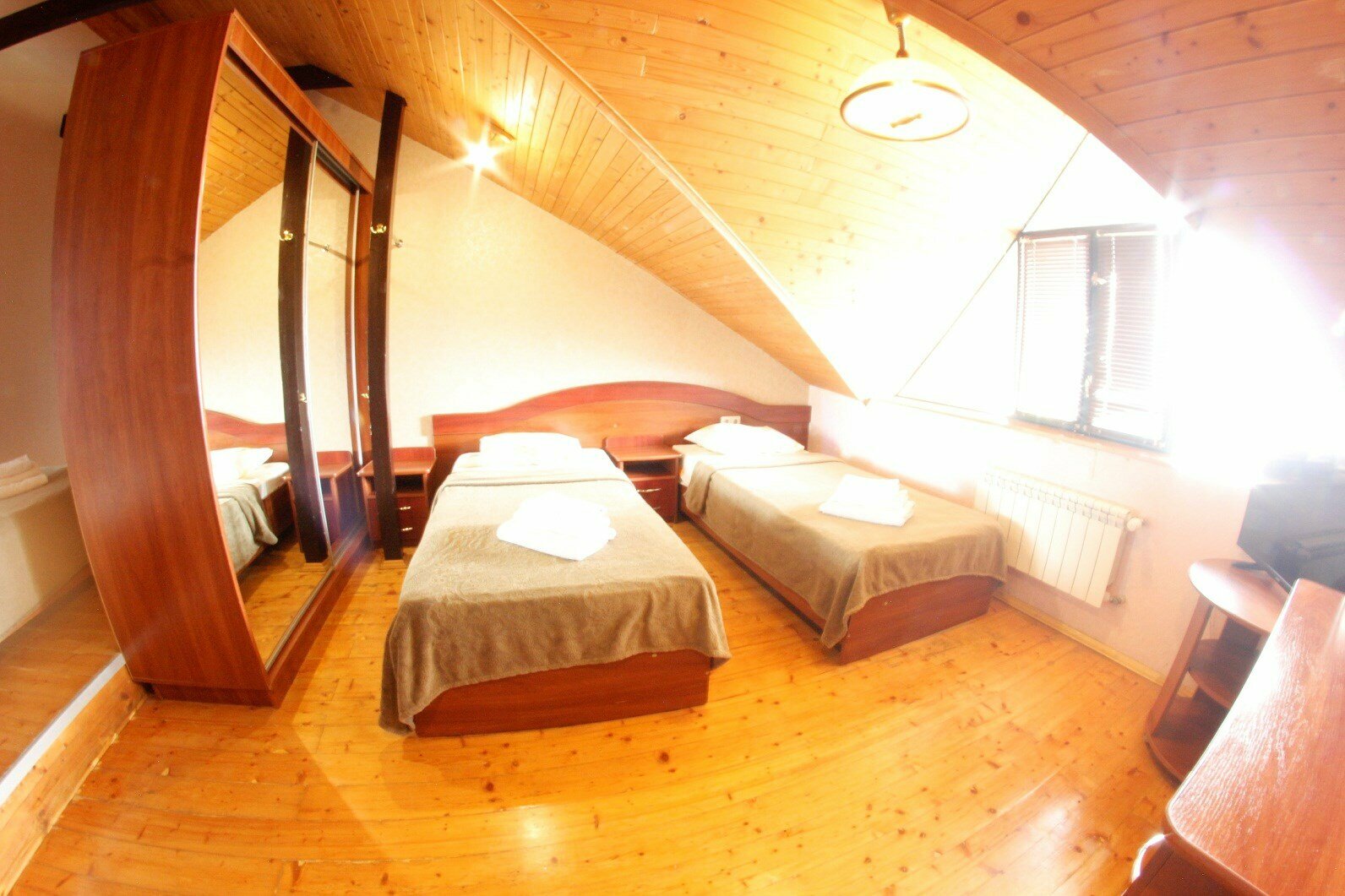 Стандарт Четырех местный