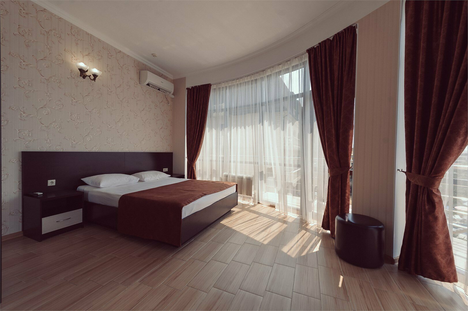 Люкс семейный двухкомнатный