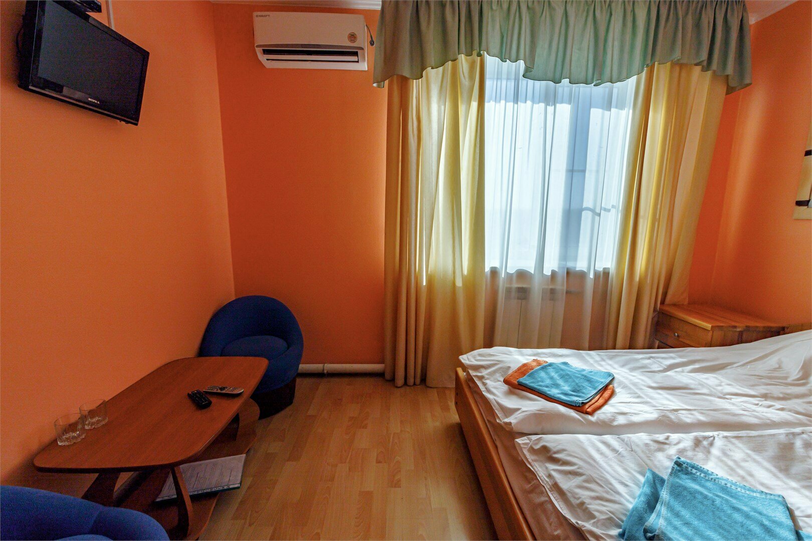 Двухместный