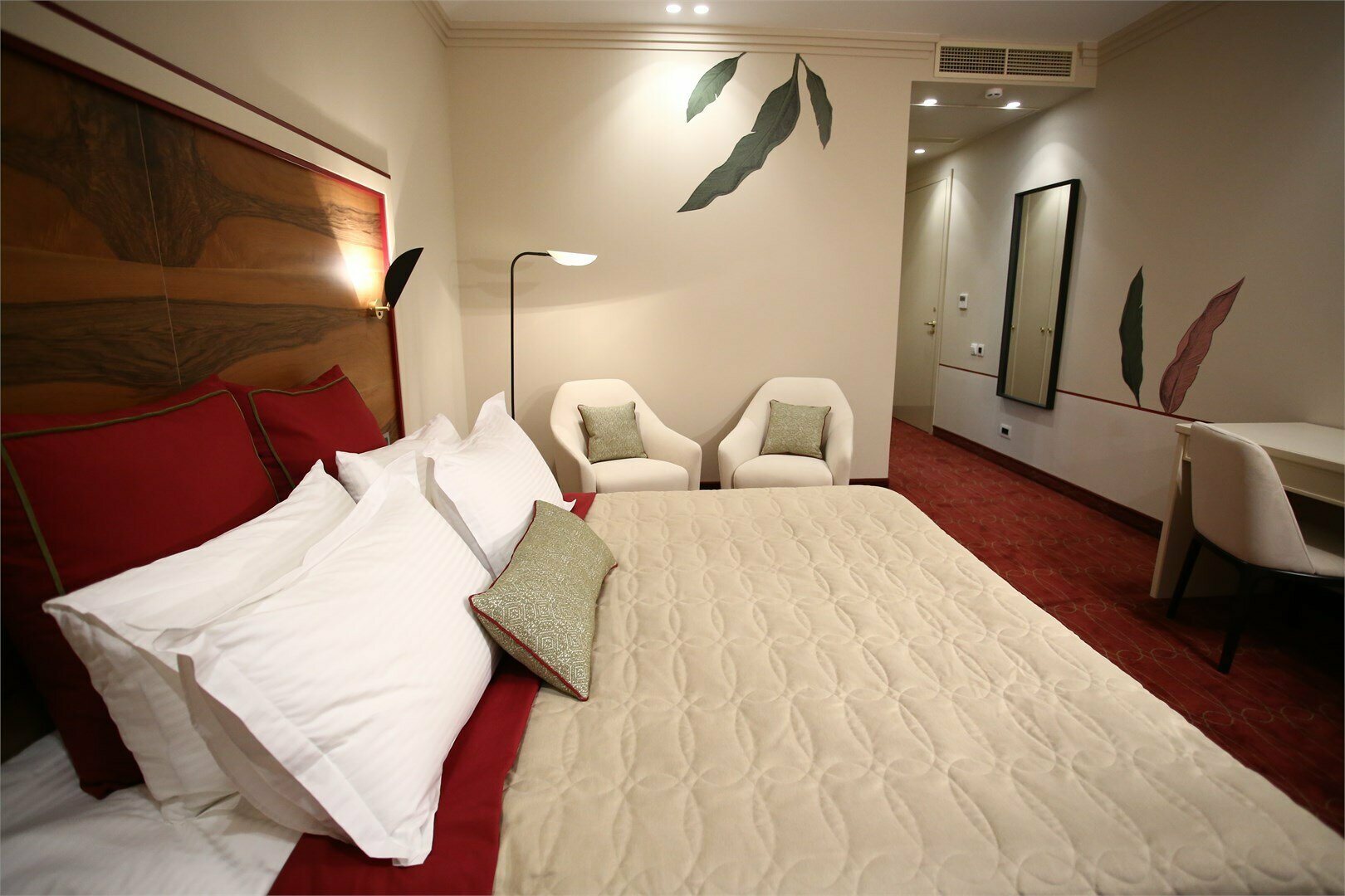 Junior suite - двухместный номер с одной или двумя кроватями