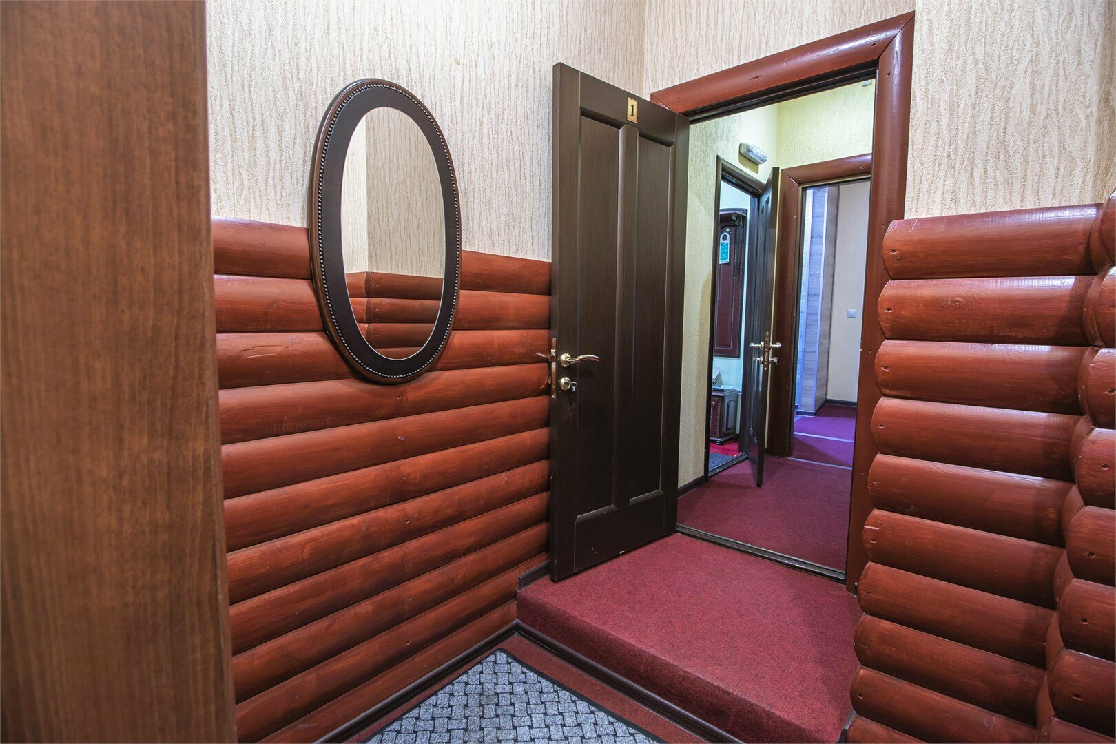 Двухкомнатный четырехместный семейный люкс