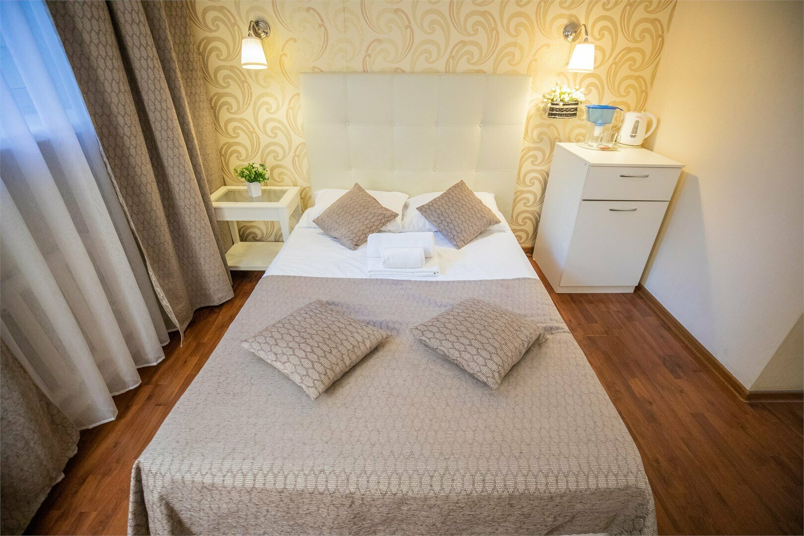 №3 Стандартный одноместный номер (1 большая кровать)