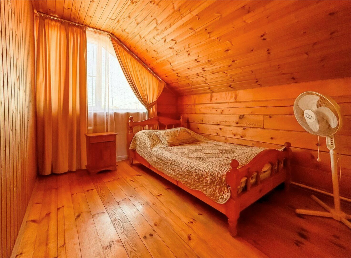 ДОМИК№4 ( на 8 человек)