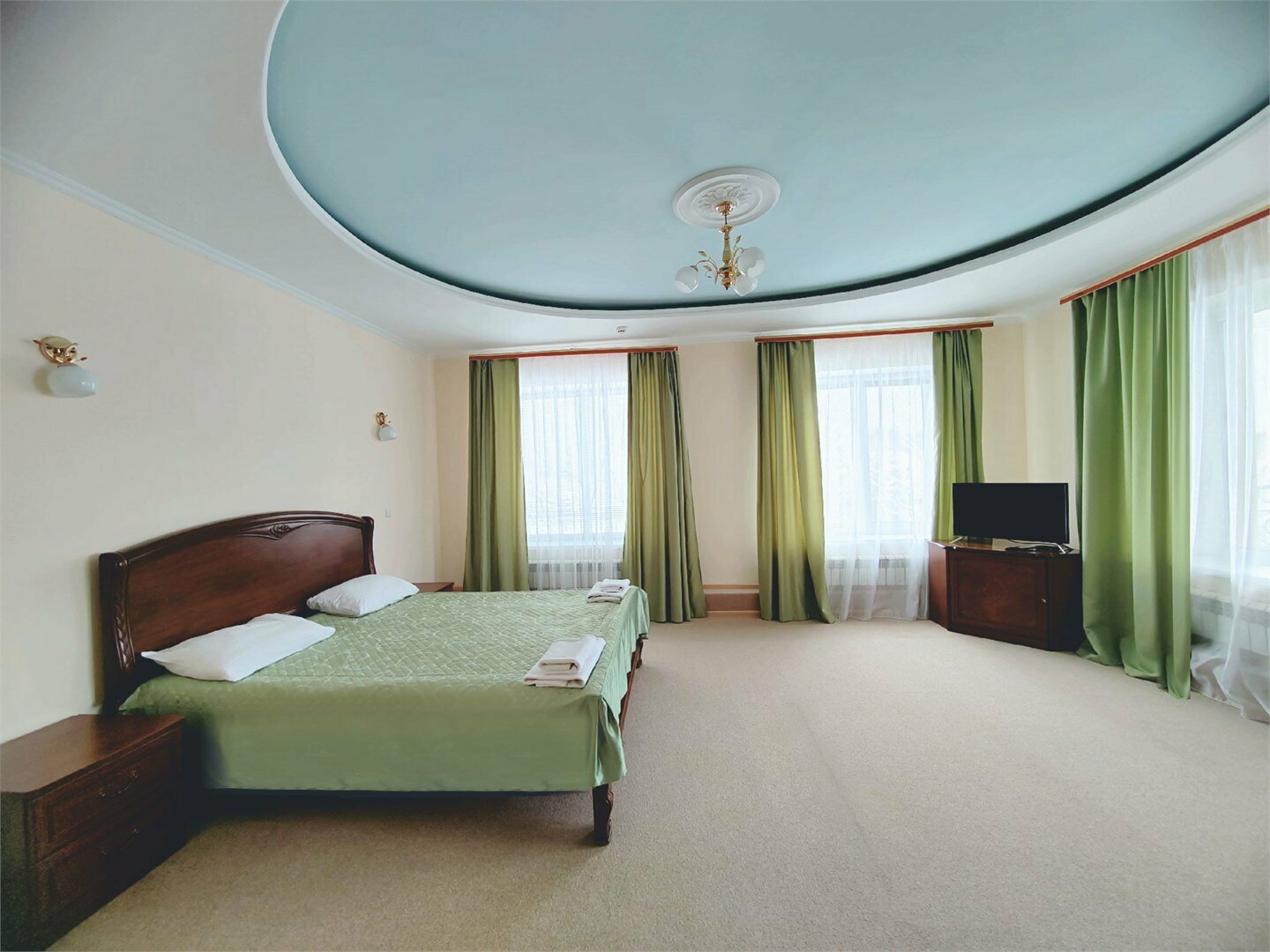 СЬЮИТ ПРЕМИУМ