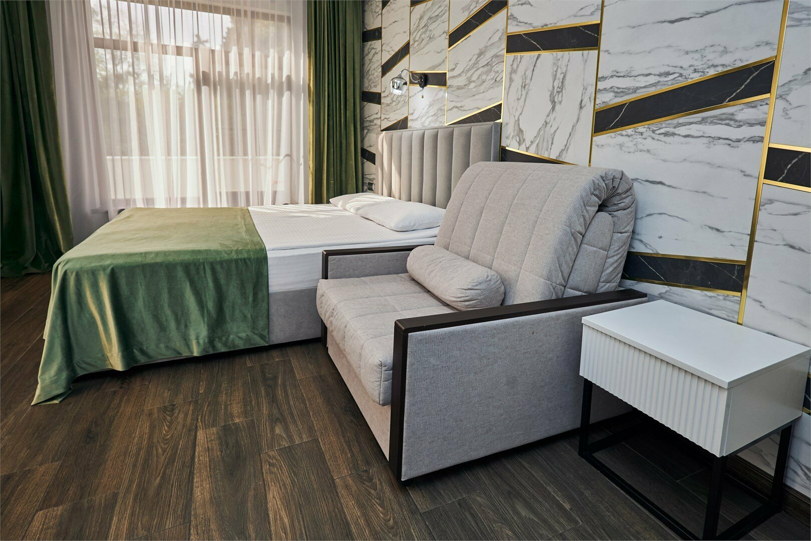 Комфорт улучшенный с креслом - кроватью