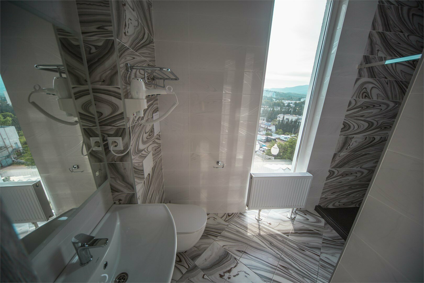 Люкс 4-х местный с лечением