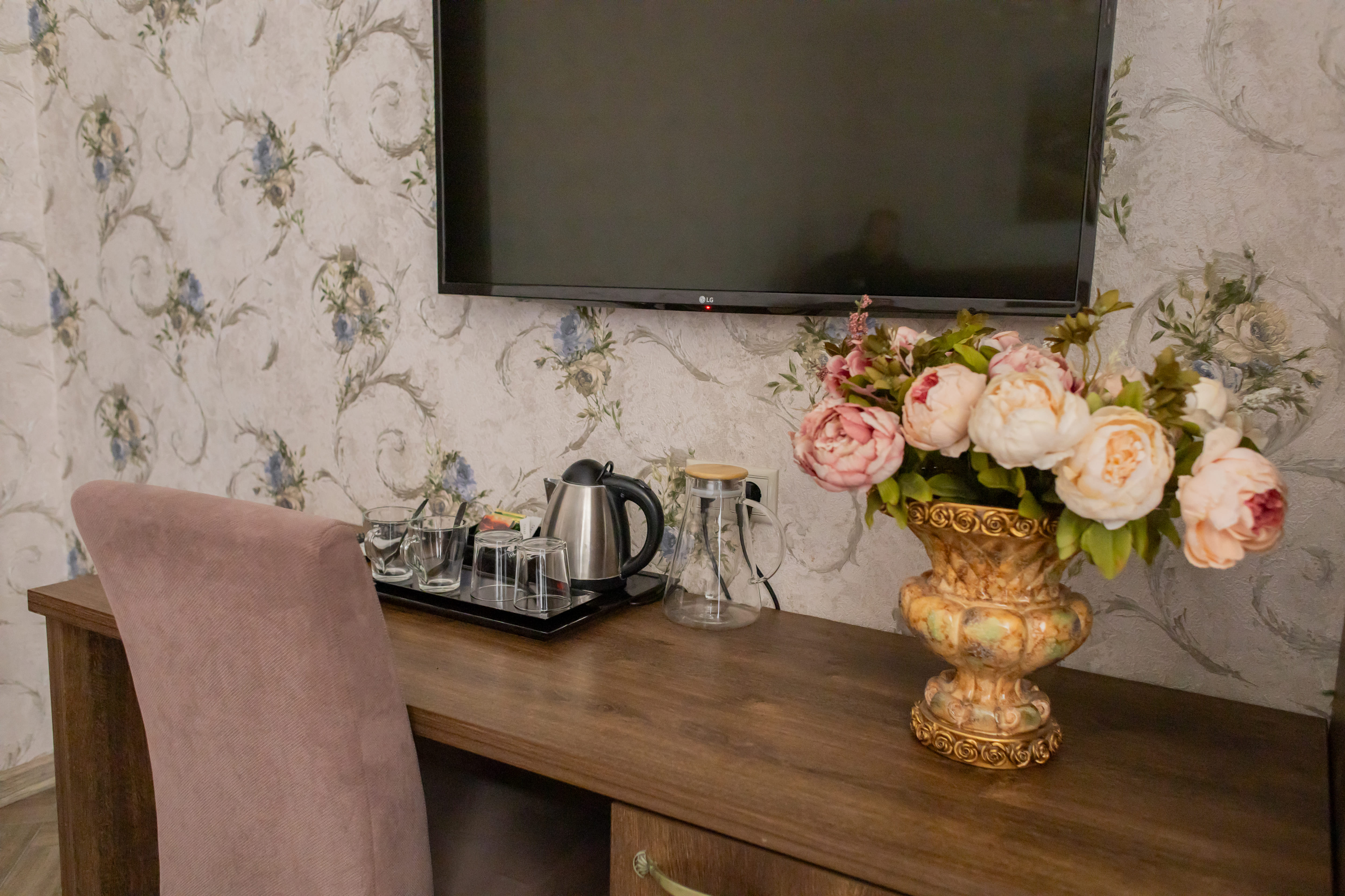 Полулюкс 2-х комнатный с балконом, вид на лес (1-3 этаж), до 4-х гостей