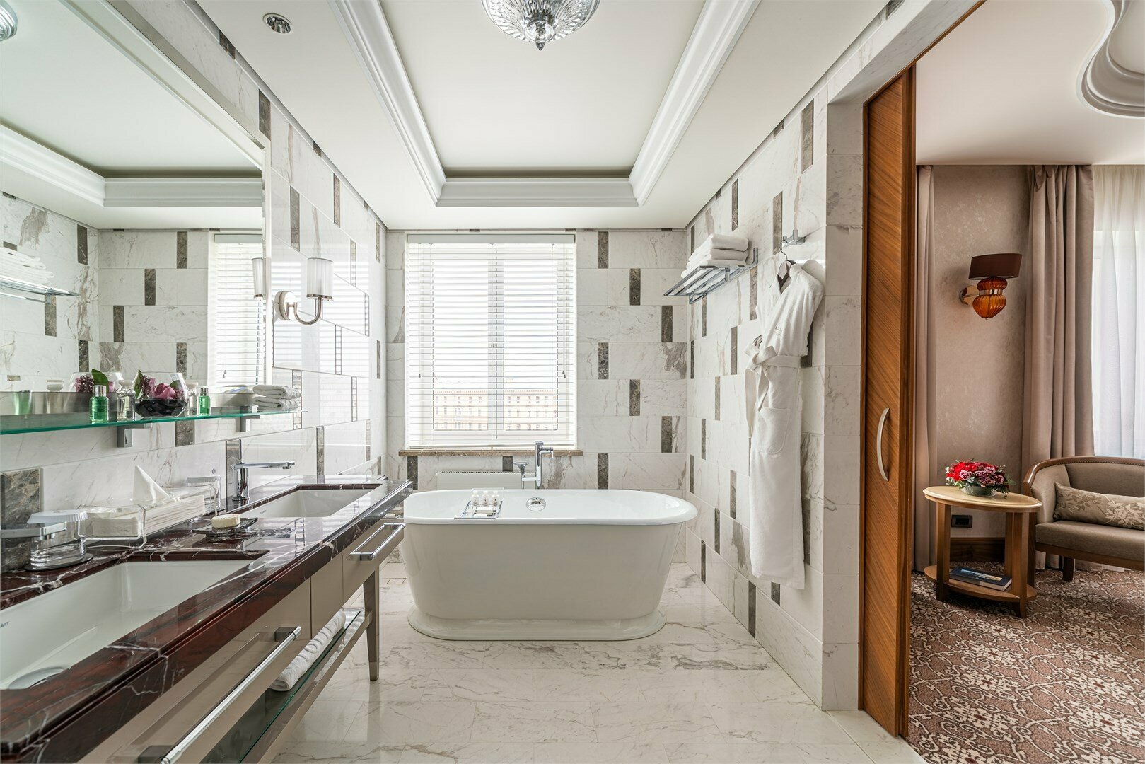 Люкс Премьер