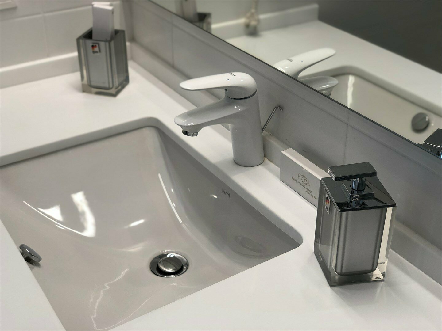 Роскошный трехместный номер с балконом