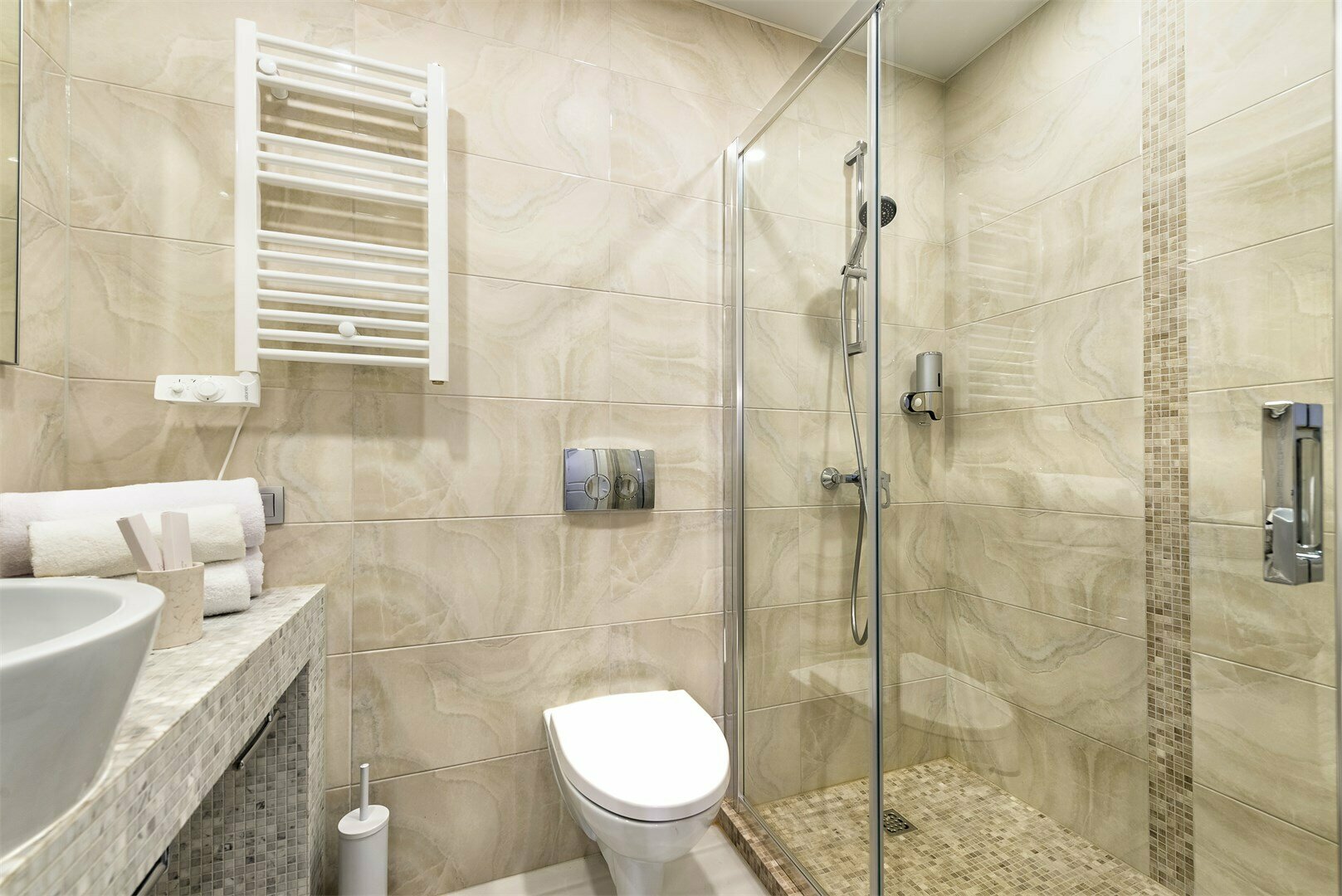 Студия с диваном