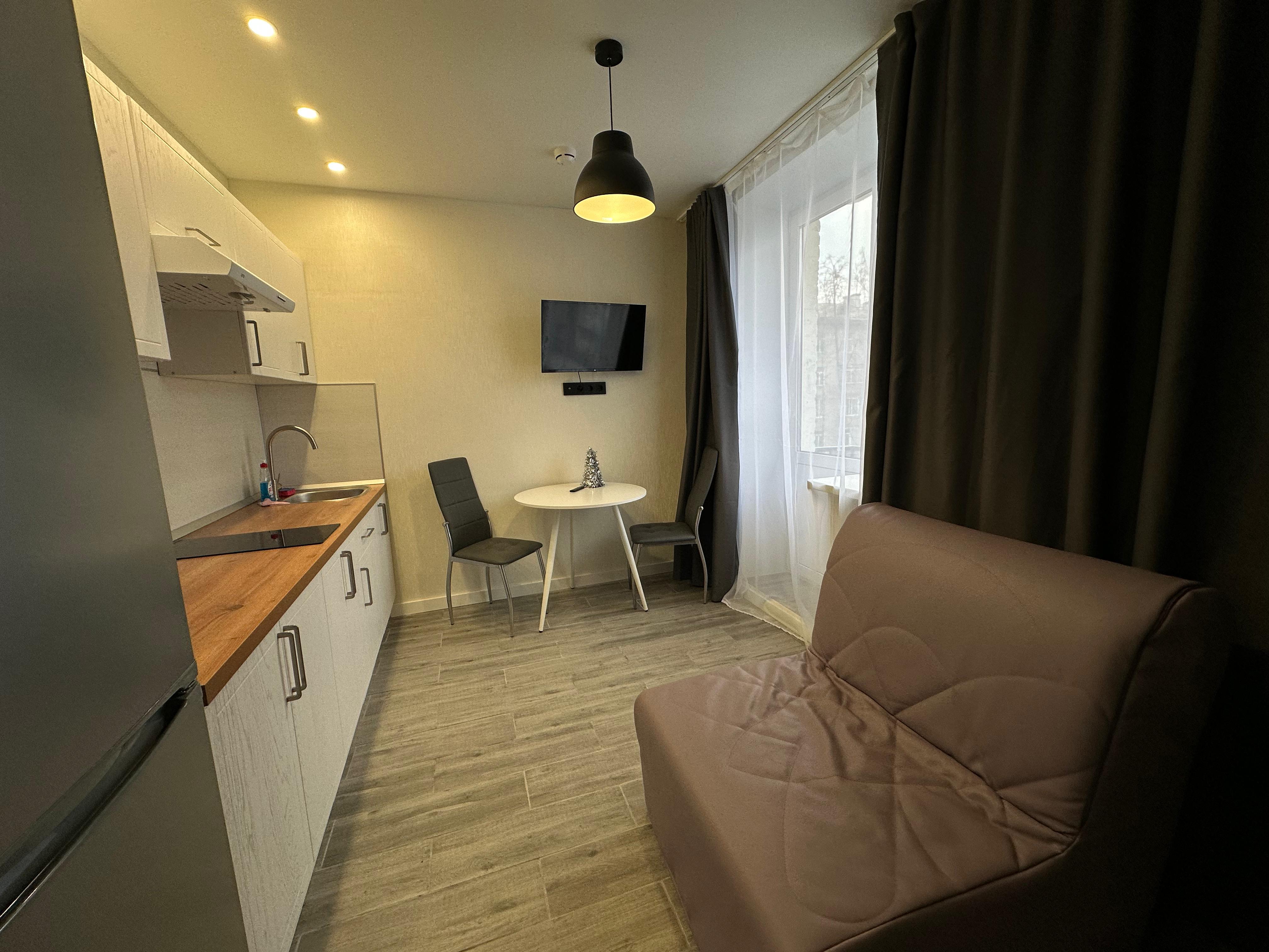 Апартаменты "КОМФОРТ ПЛЮС" с балконом !