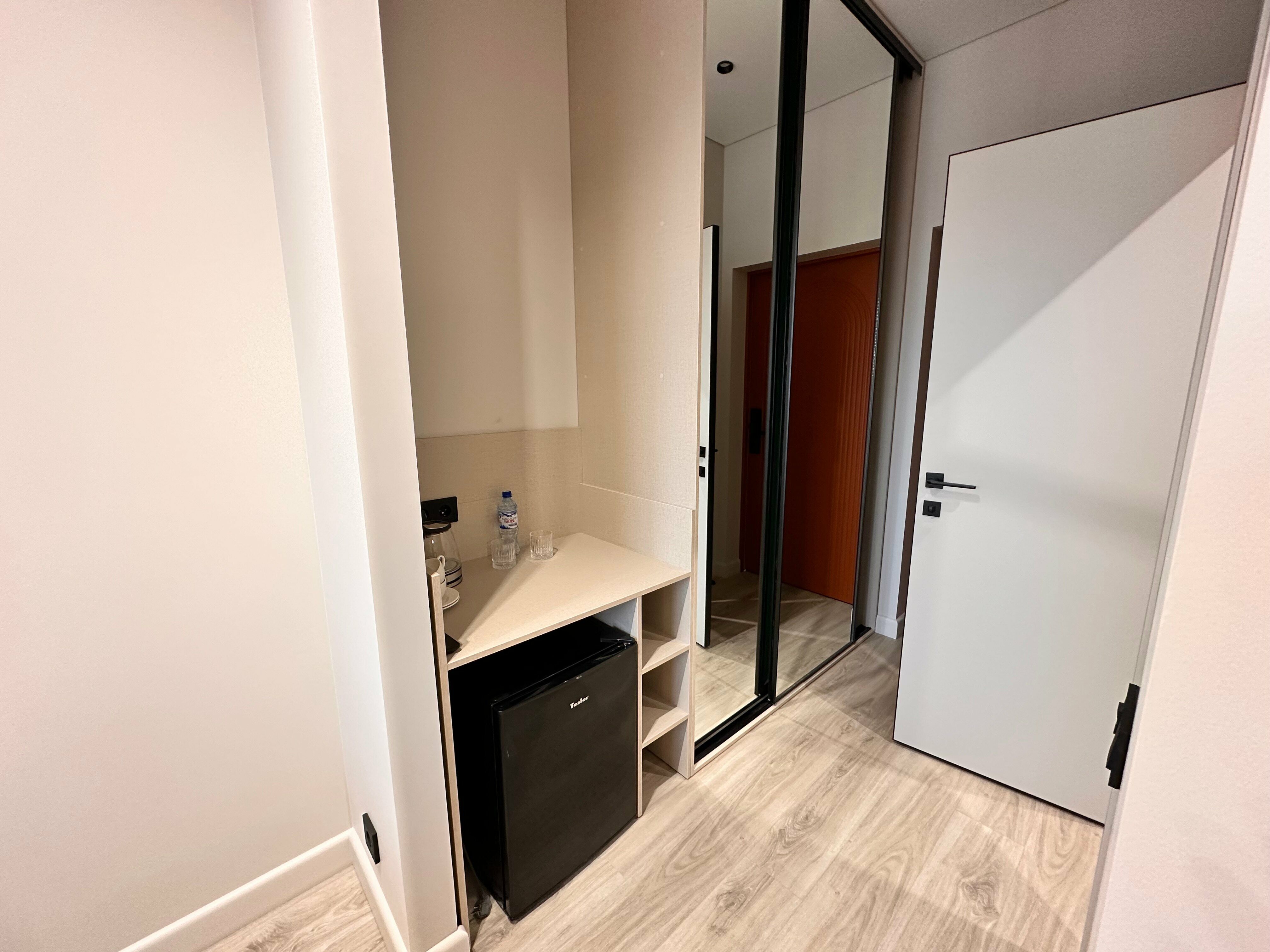 Небольшой двухместный номер с 1 кроватью