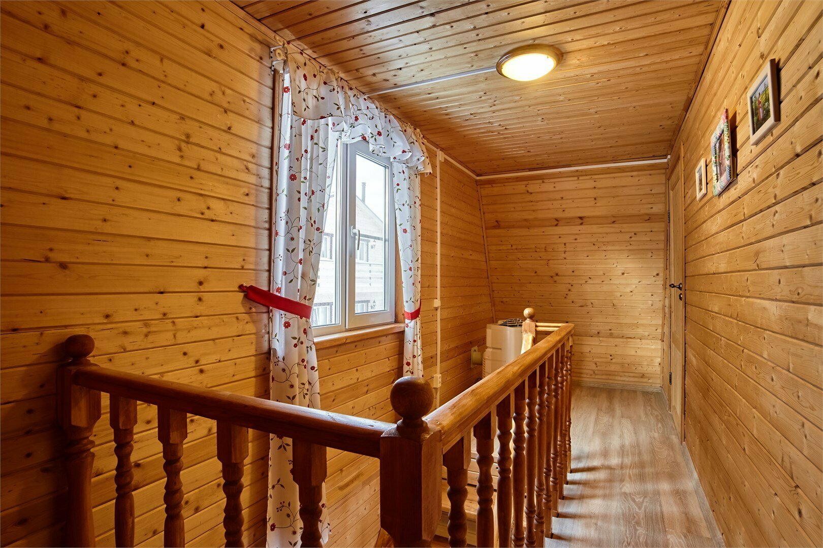 Двухэтажный дом на 6 гостей №1