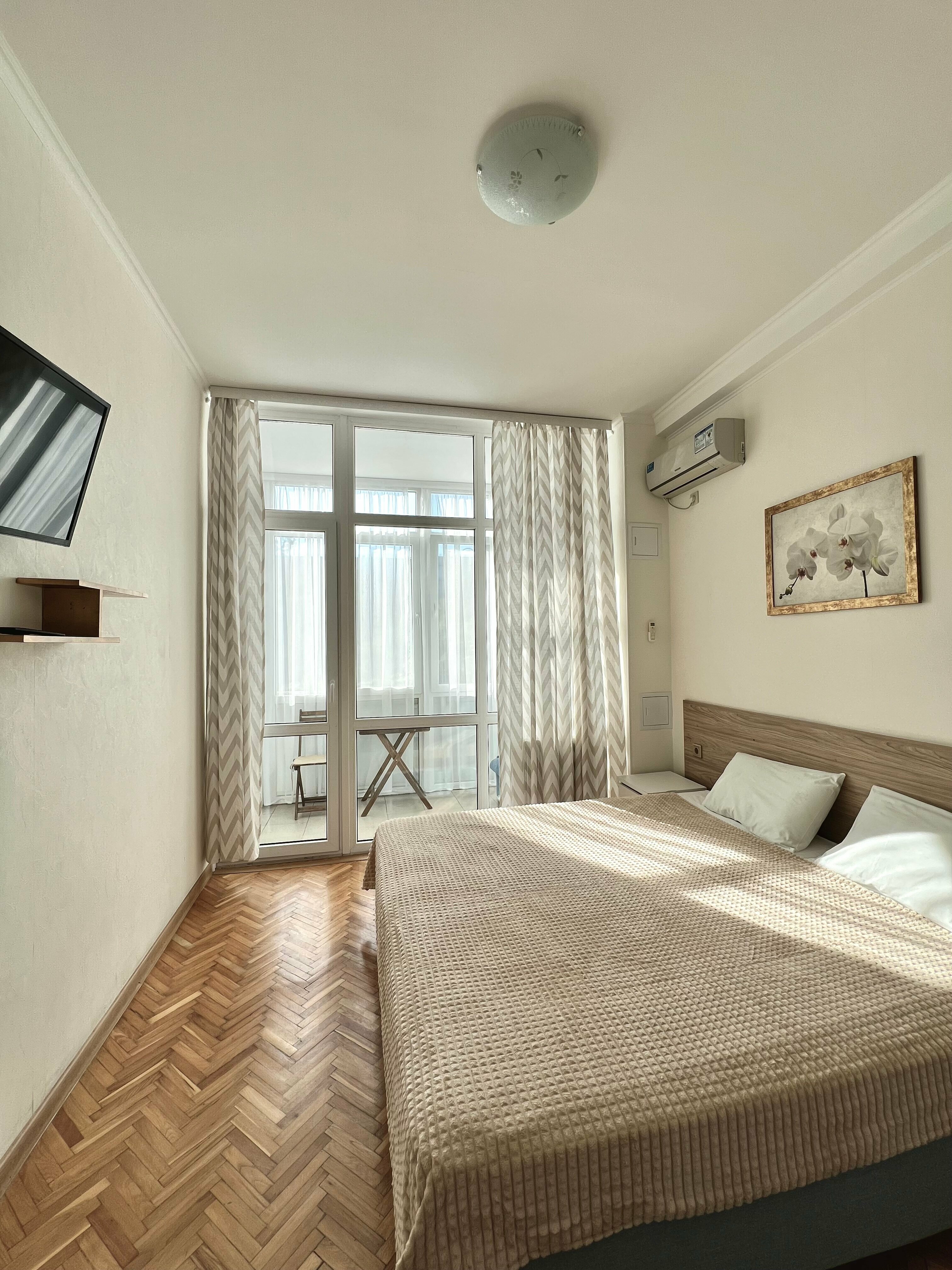 Двухместный номер эконом-класса с 1 кроватью или 2 отдельными кроватями