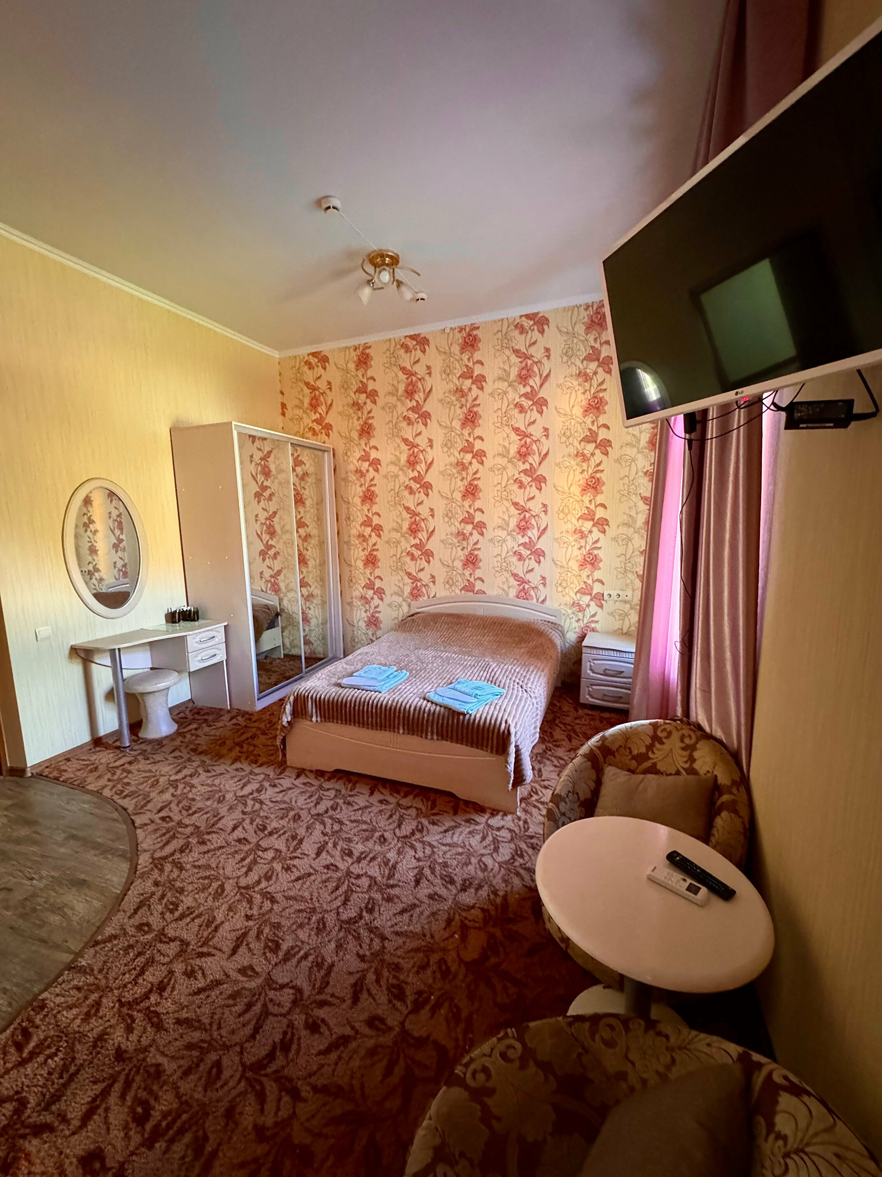 Стандартный трехместный номер