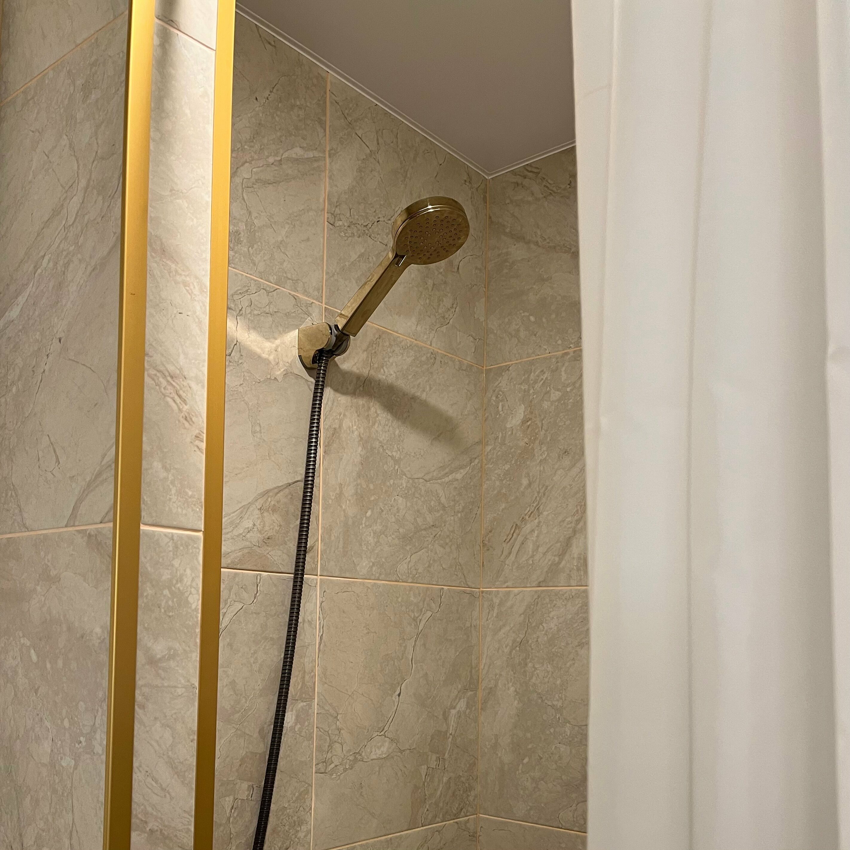 Дом с видом на озеро