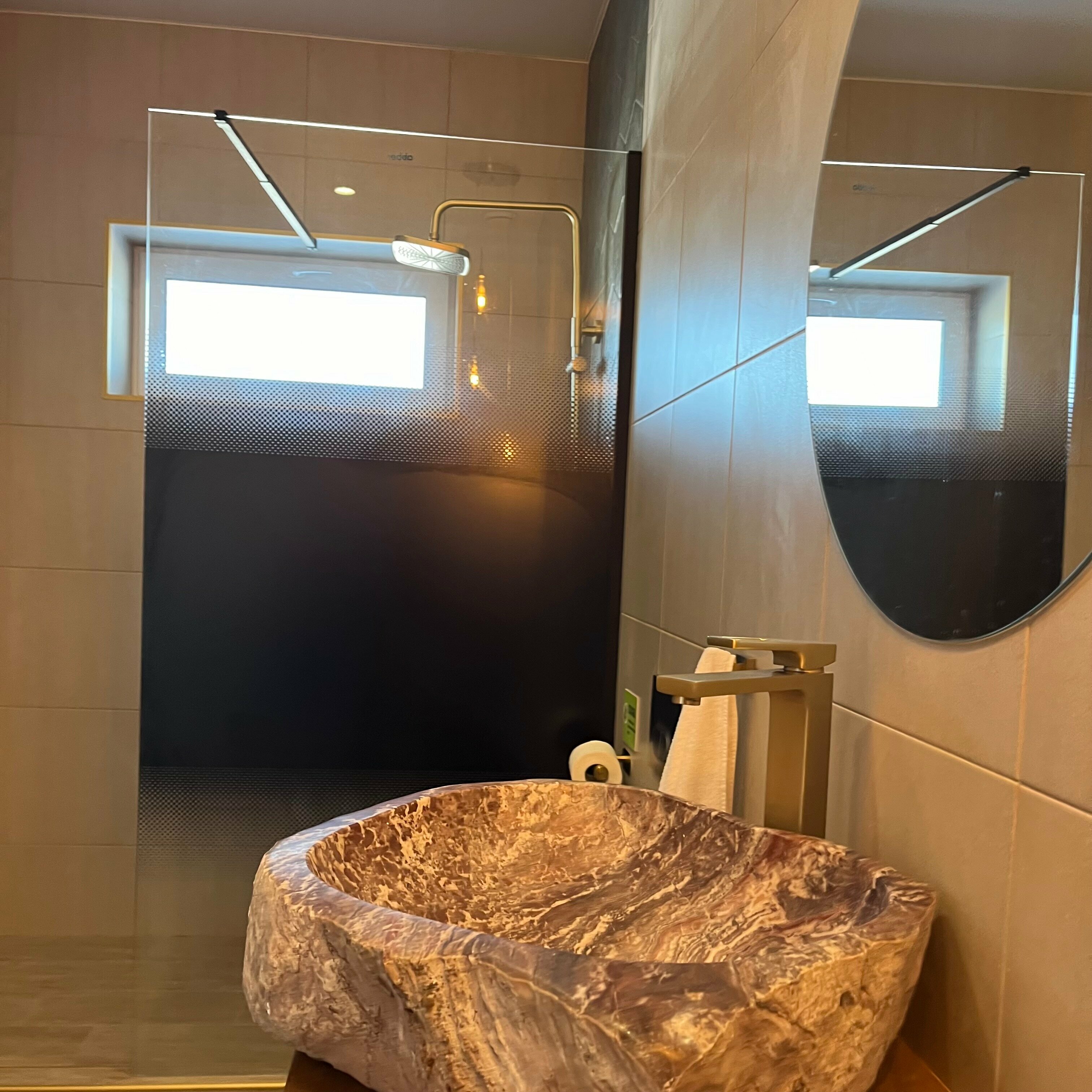 Дом с видом на озеро