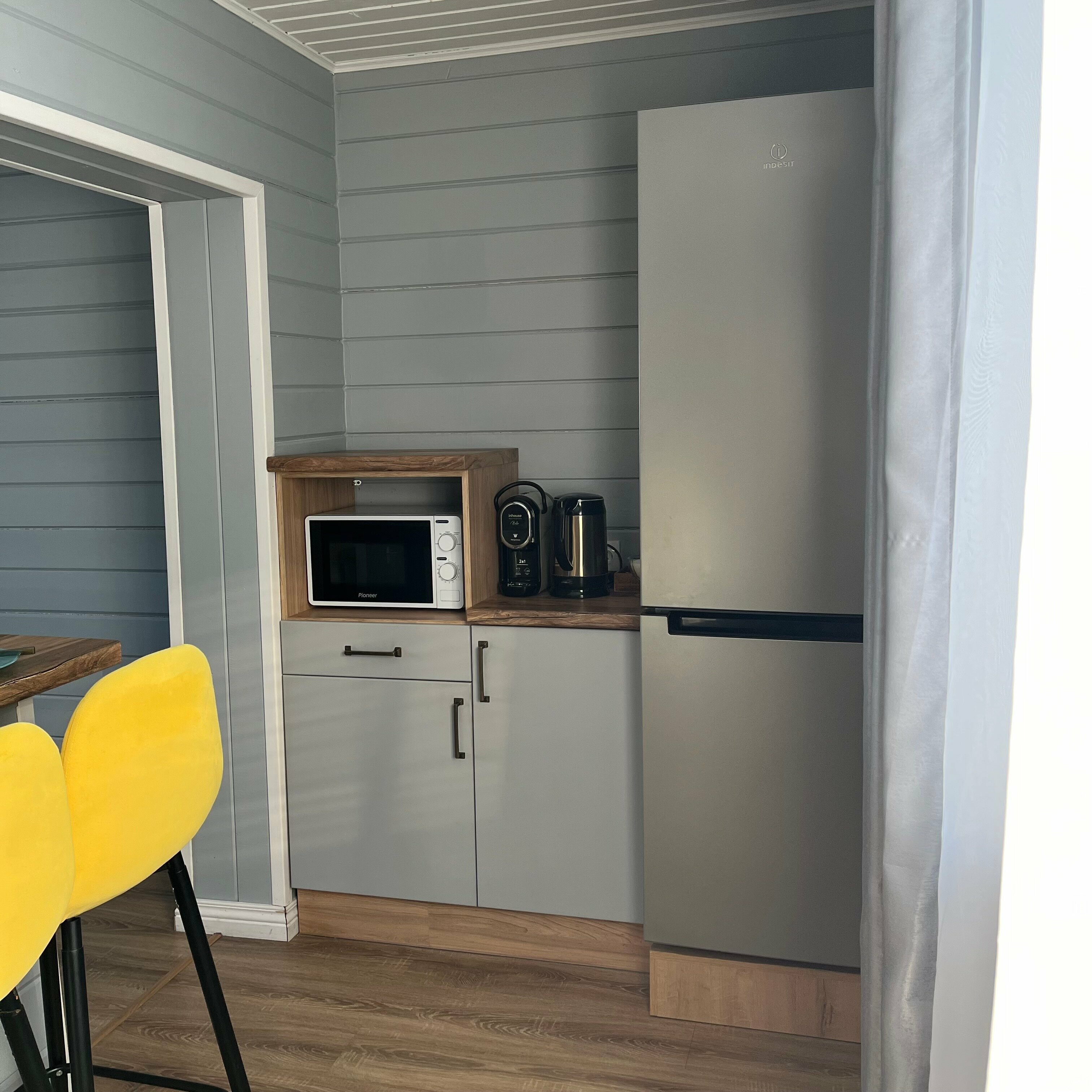 Дом с видом на озеро