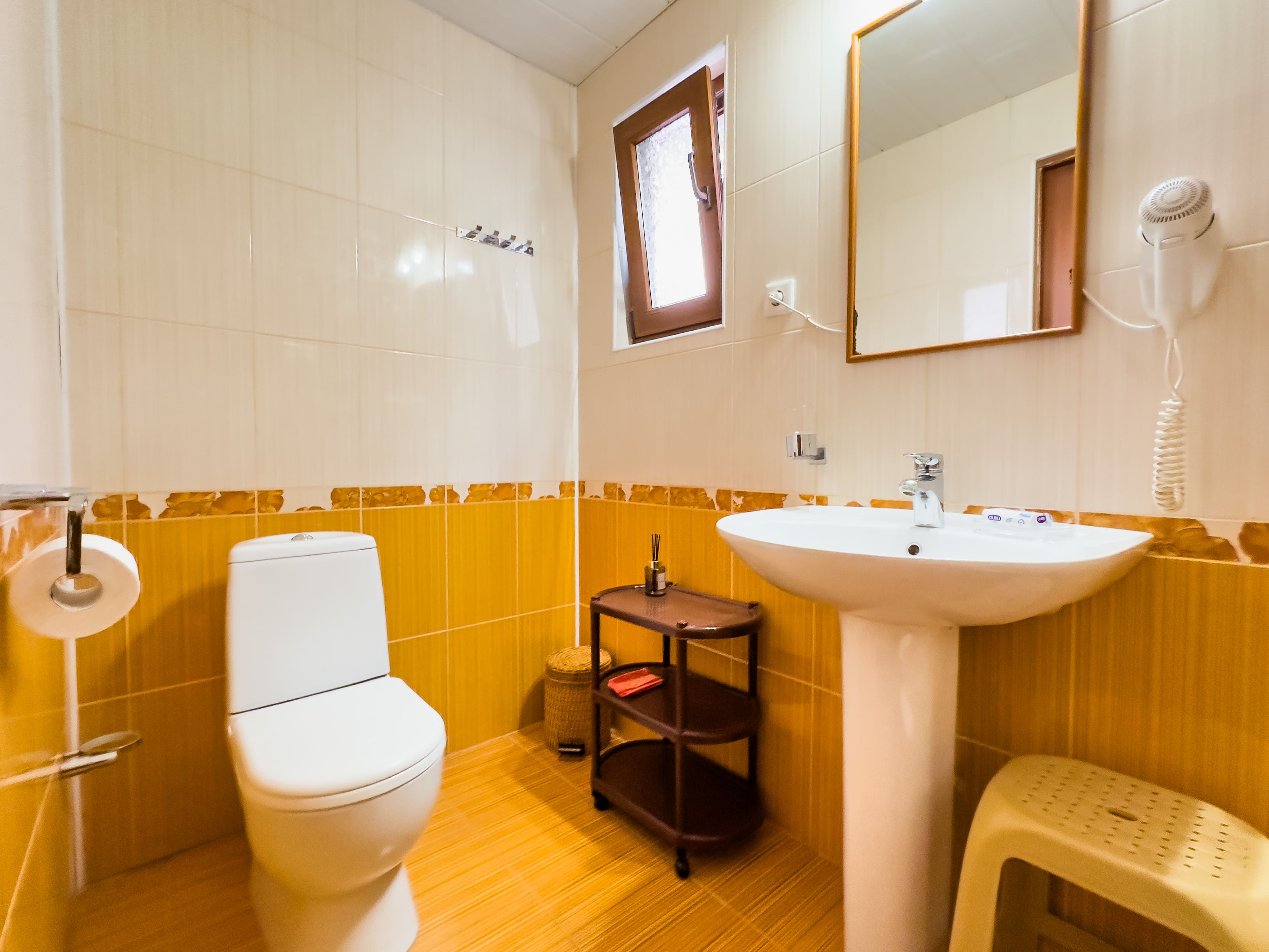 Финский домик 3-х местный 2-х комнатный с верандой