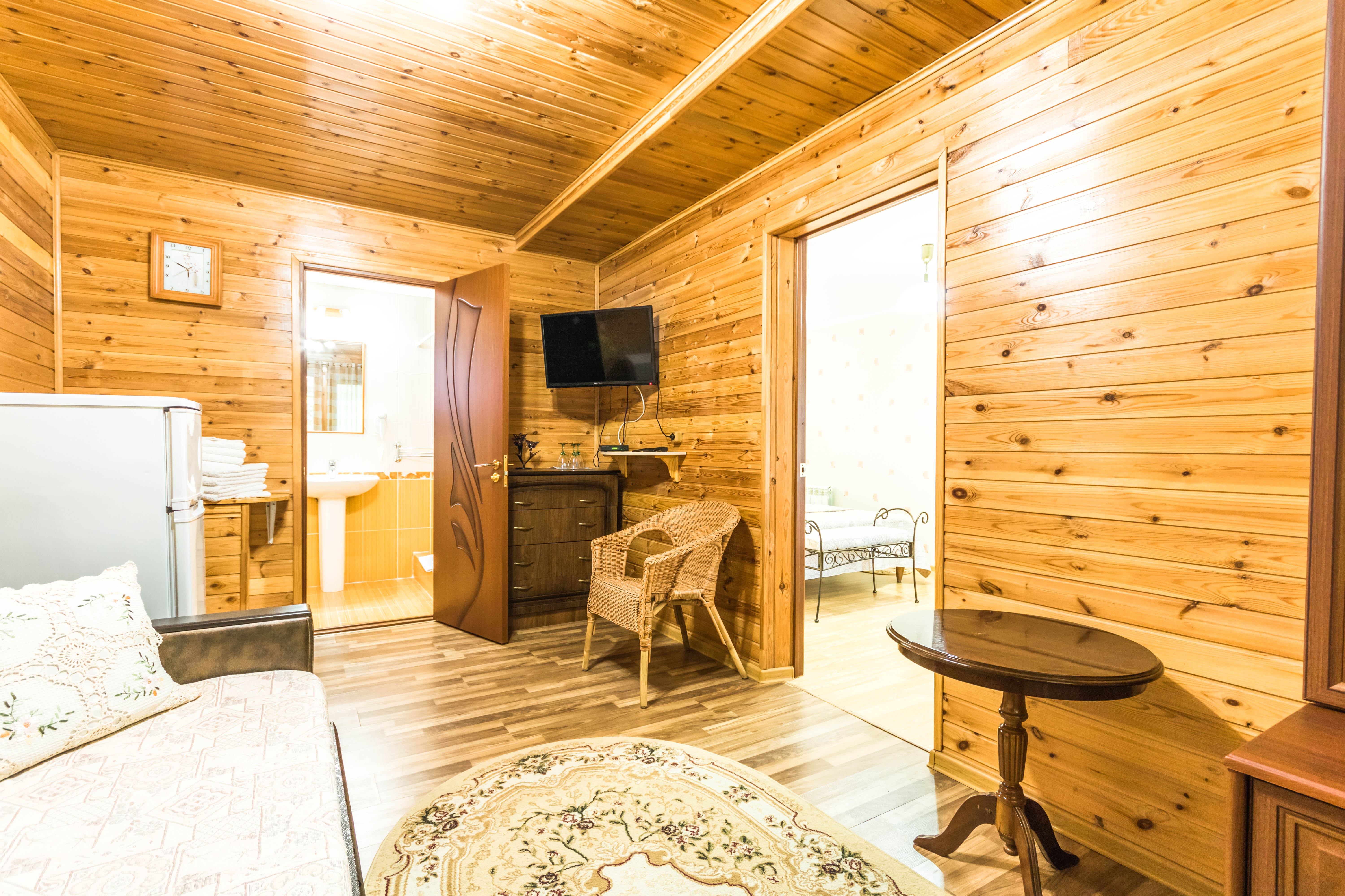 Финский домик 3-х местный 2-х комнатный с верандой