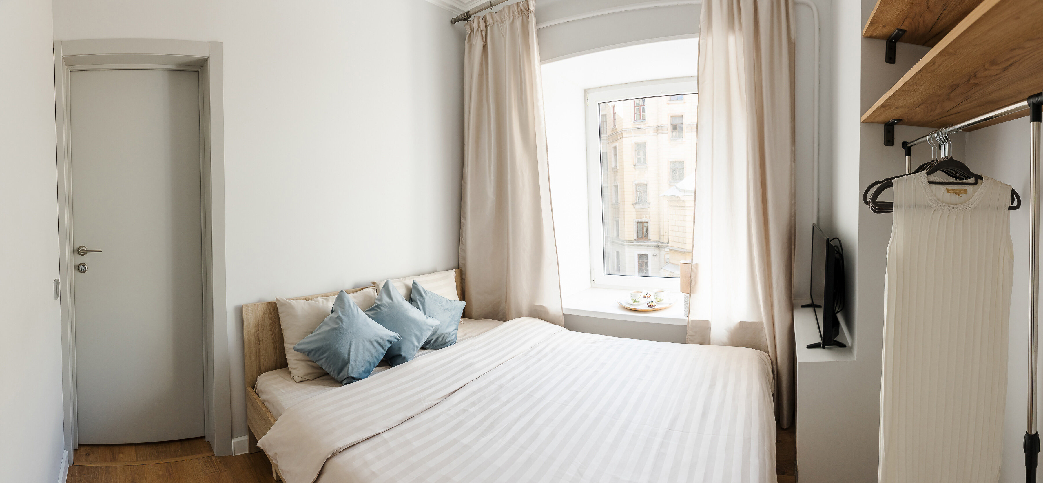 Уютный небольшой номер с новым ремонтом и собственной ванной комнатой рядом с номером