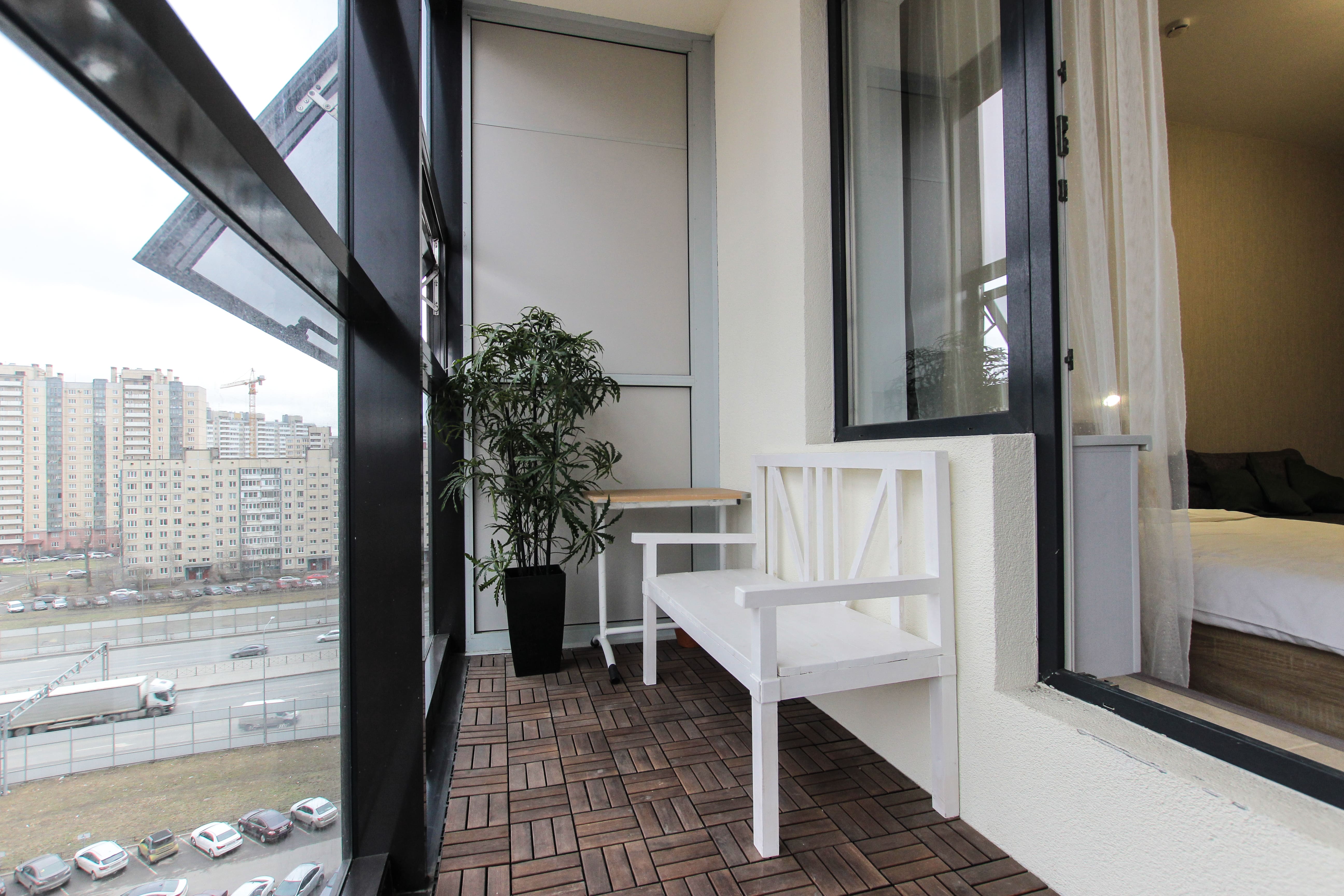 Трехместный номер с эл.плитой, кухней и лоджией