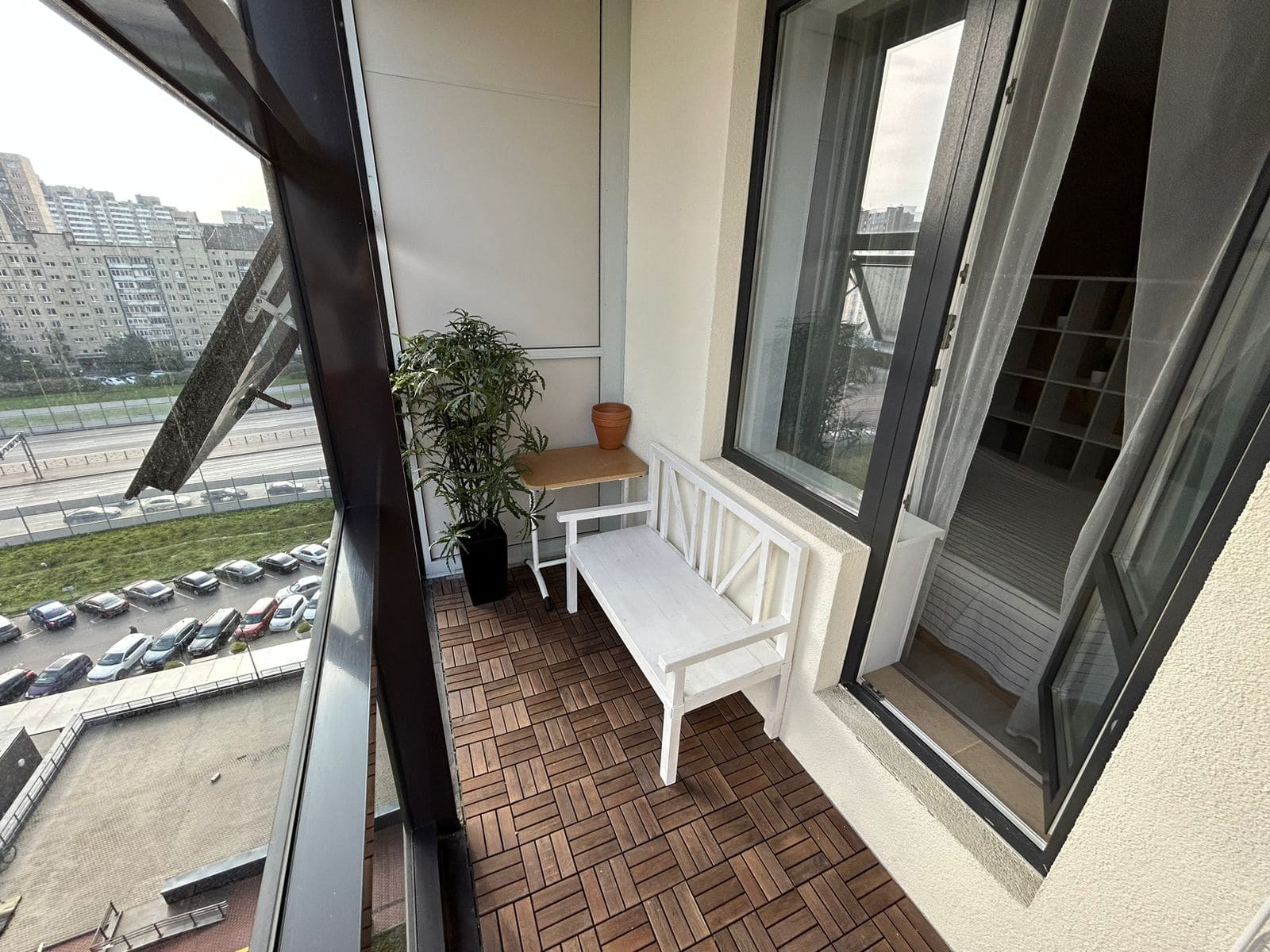 Трехместный номер с эл.плитой, кухней и лоджией