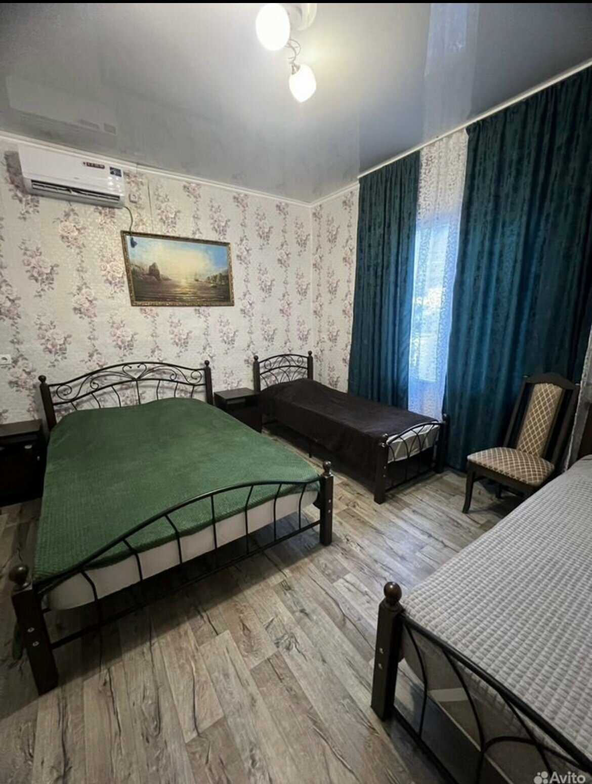 Четырехместный номер с видом на горы