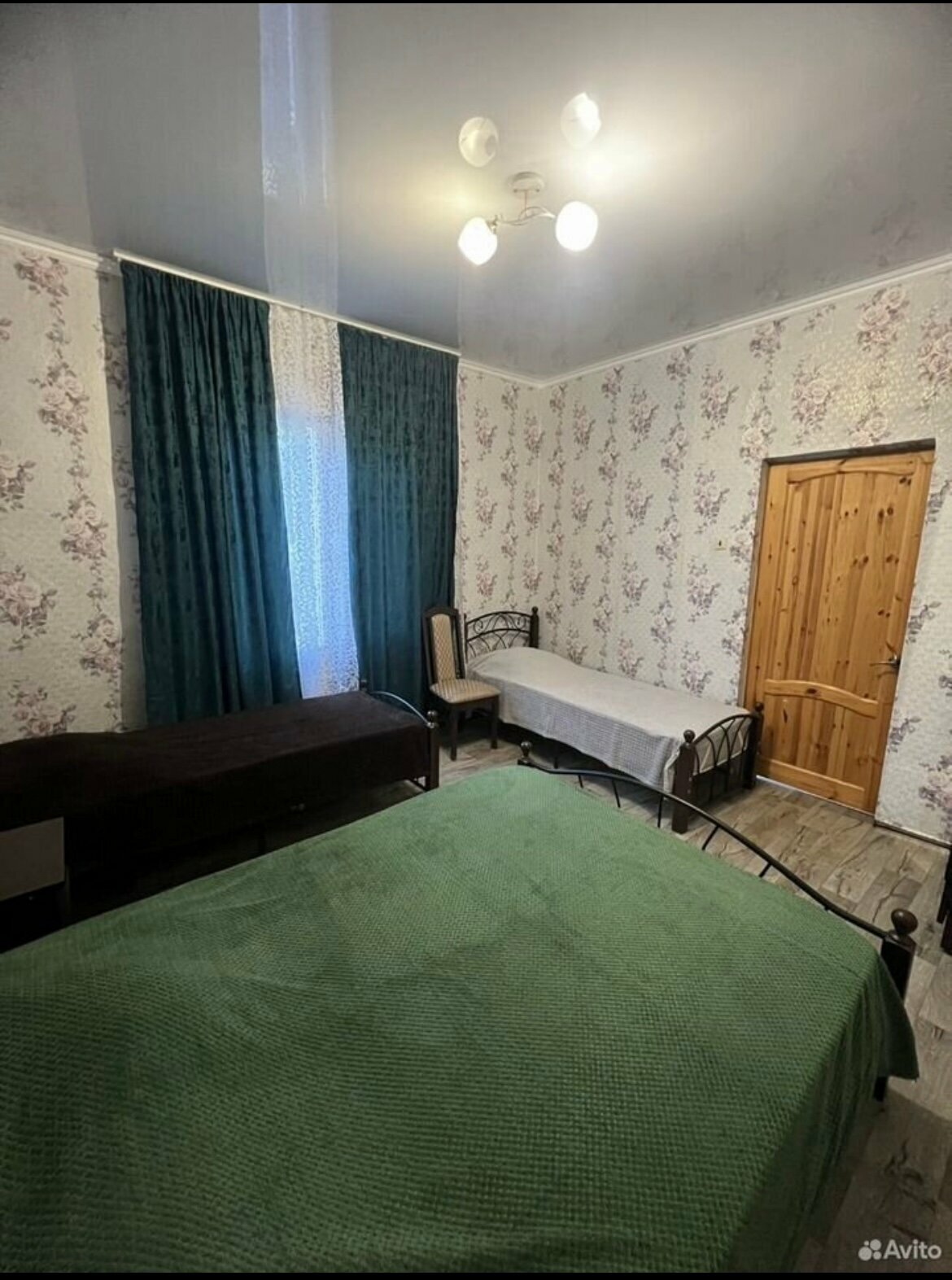 Четырехместный номер с видом на горы