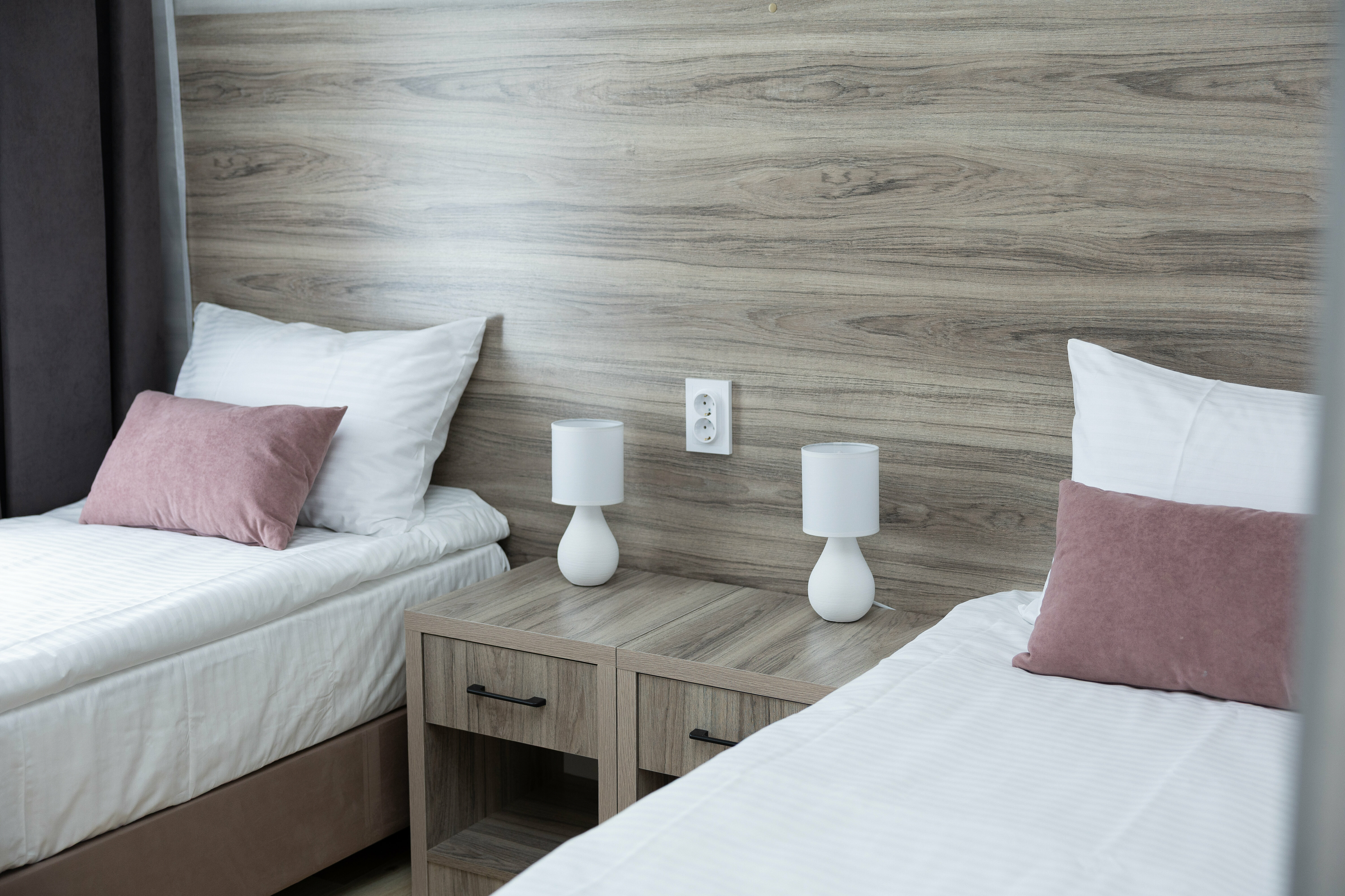 Улучшенный двухместный номер с 2 отдельными кроватями