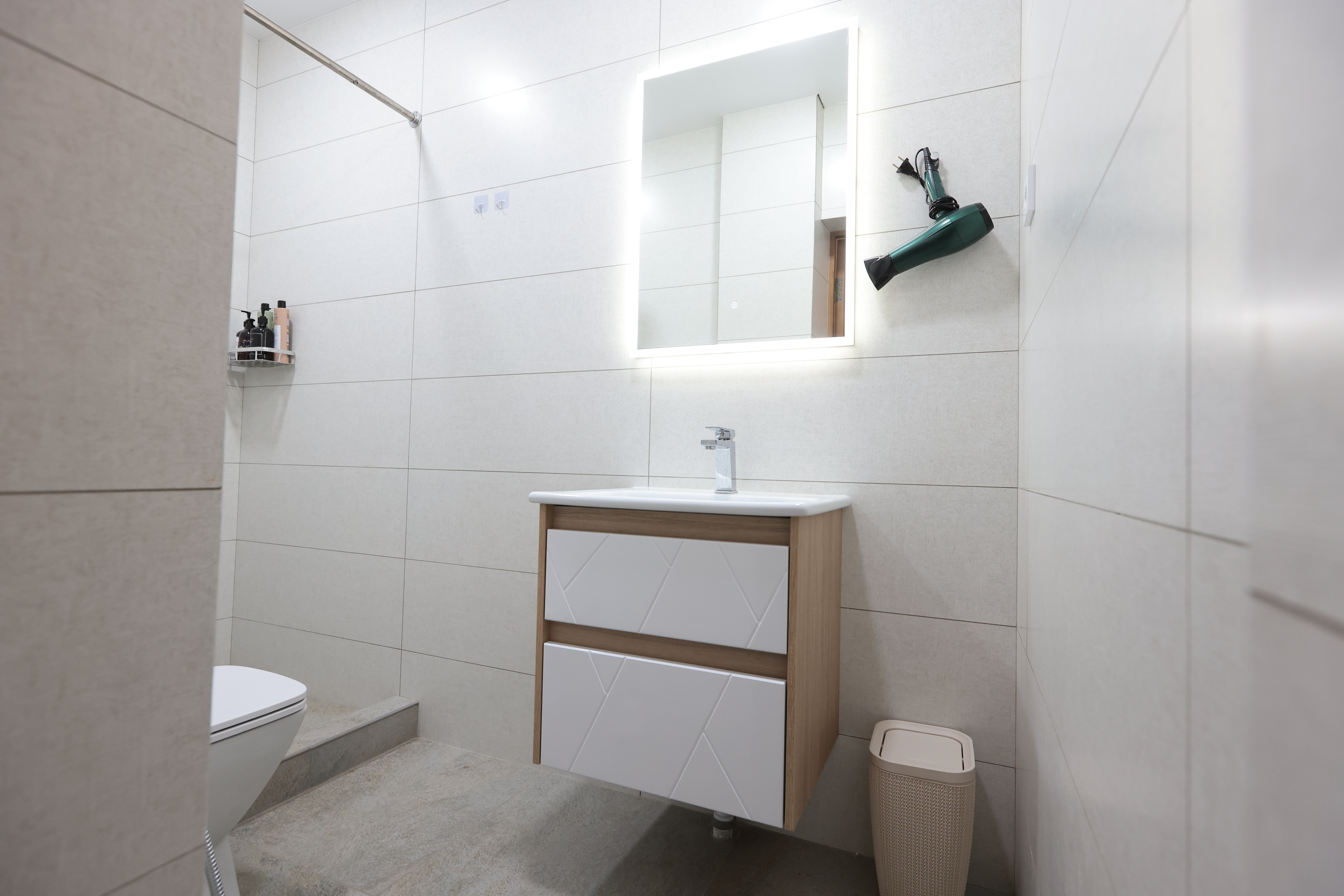 Улучшенный двухместный номер с 2 отдельными кроватями