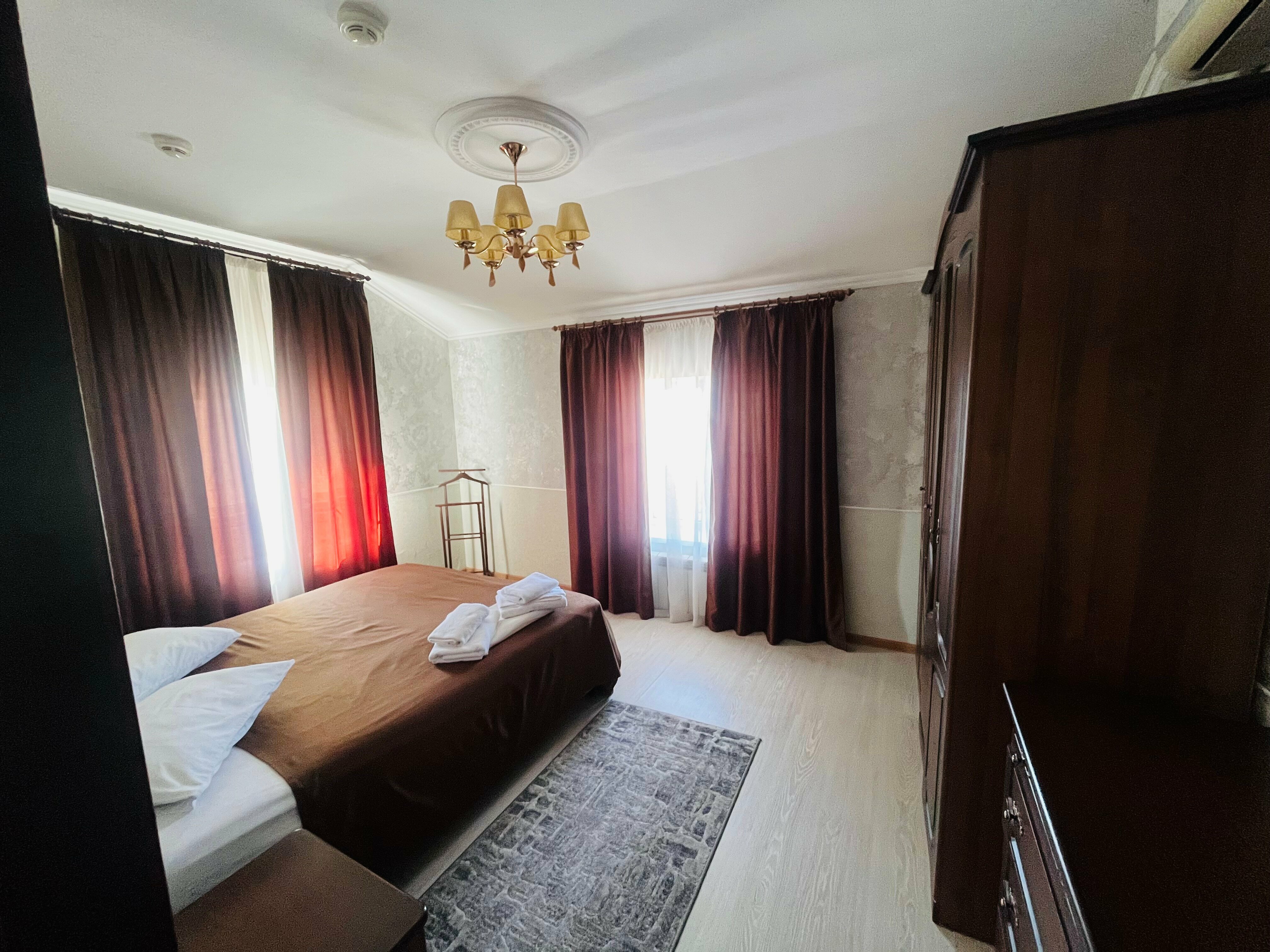 Cемейный номер с собственной ванной комнатой