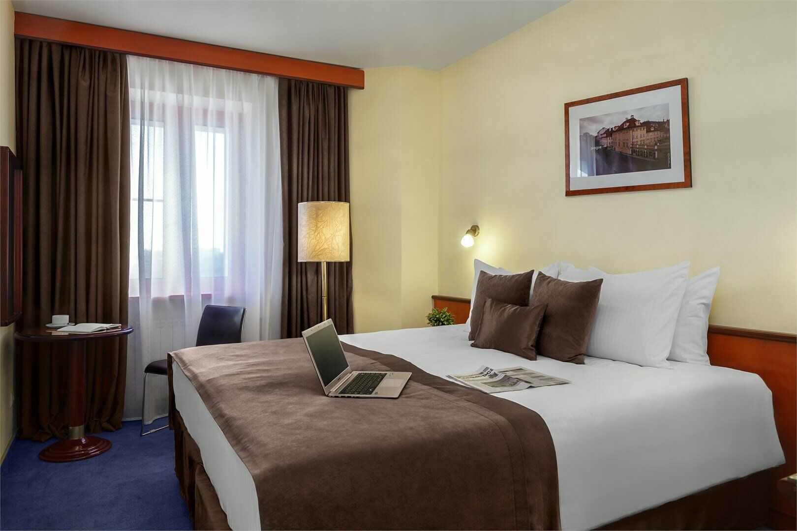 Стандарт с одной большой кроватью