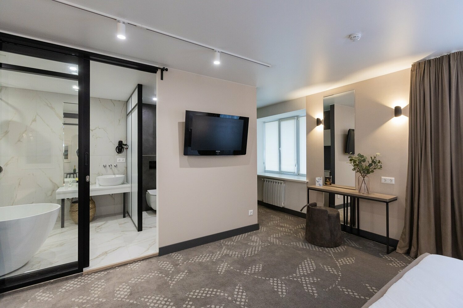 Люкс Модерн №1