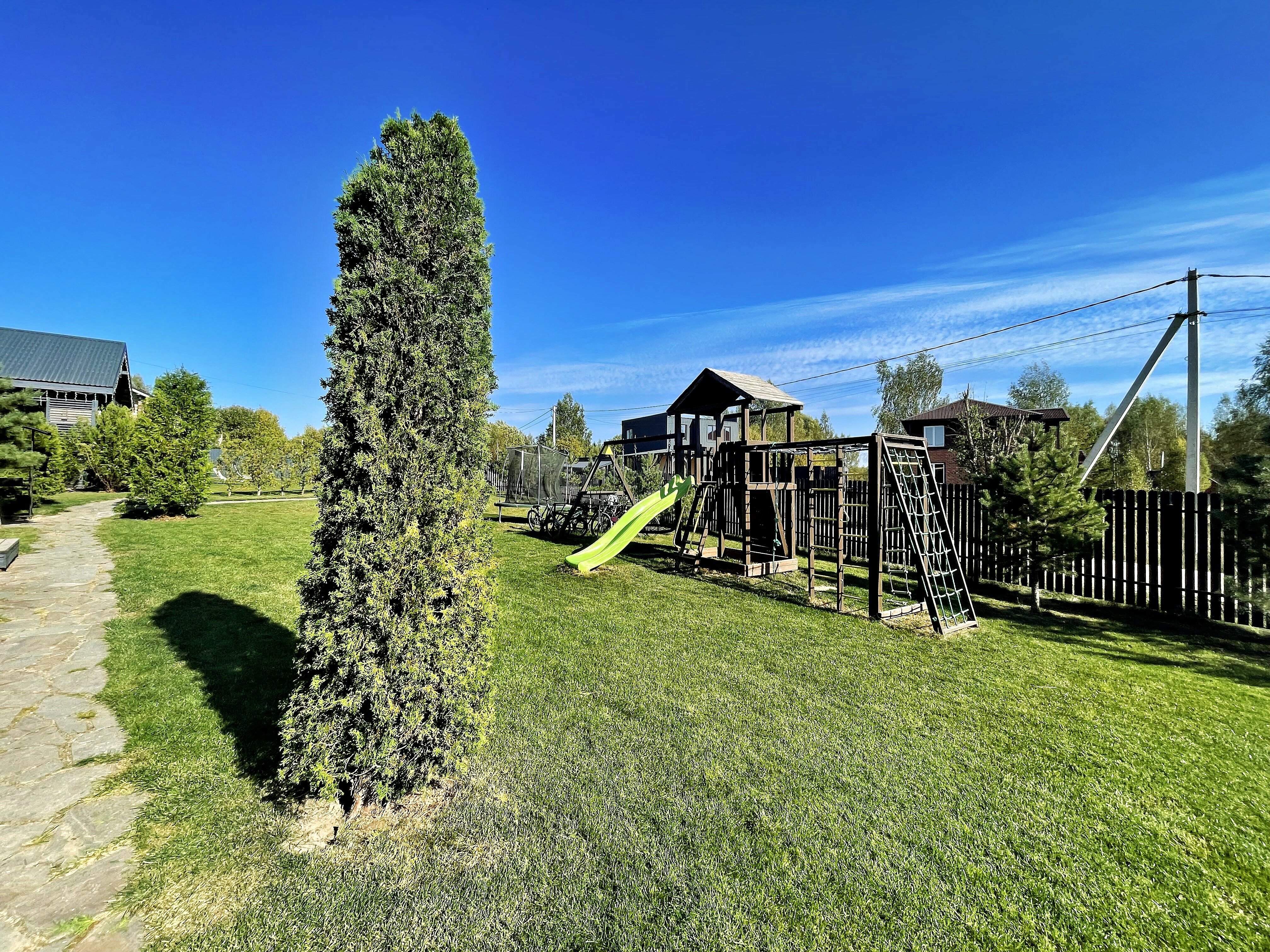 Дом с 2мя спальнями и мансардой, сауной и банным чаном