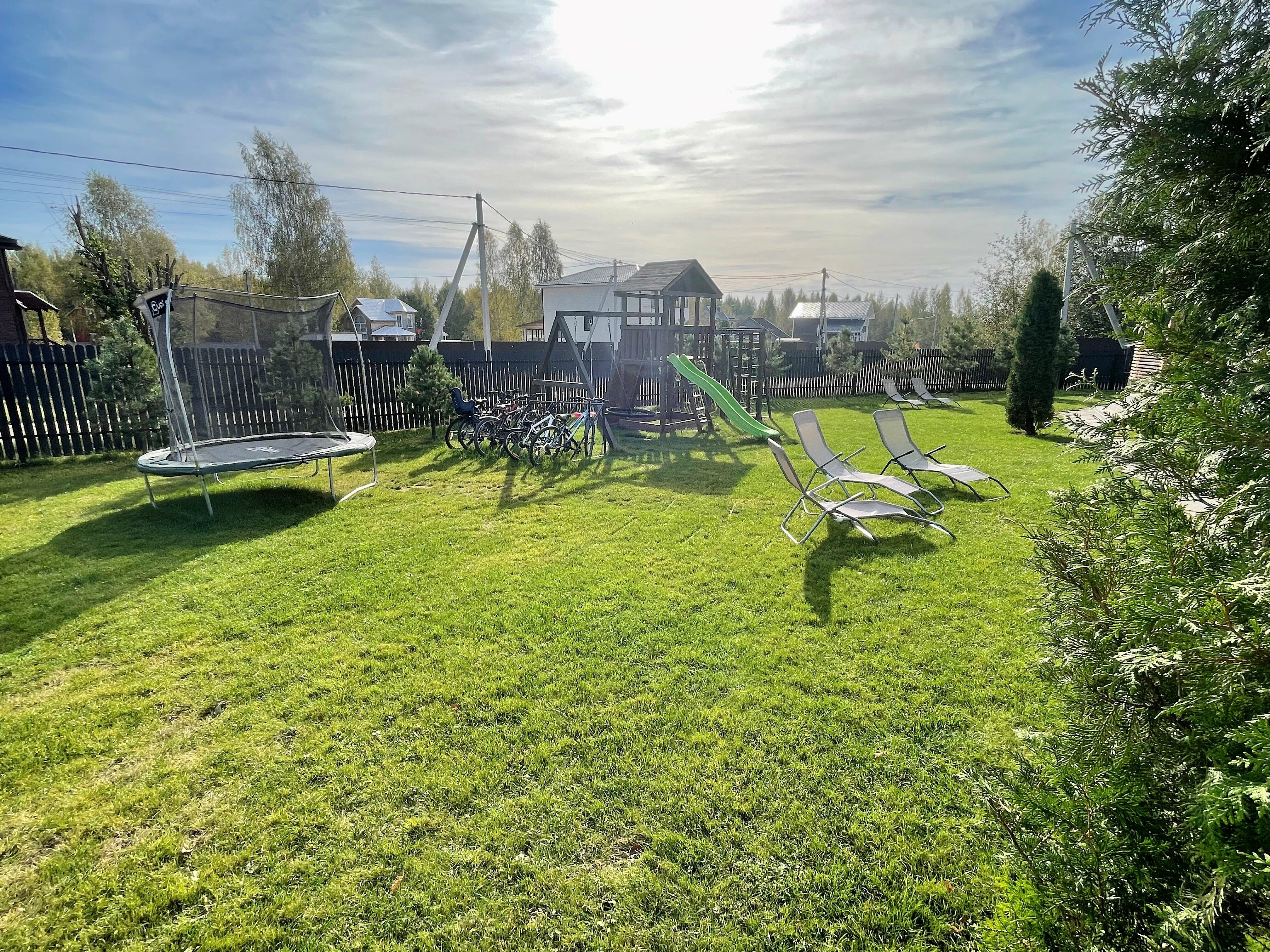 Дом с 2мя спальнями и мансардой, сауной и банным чаном