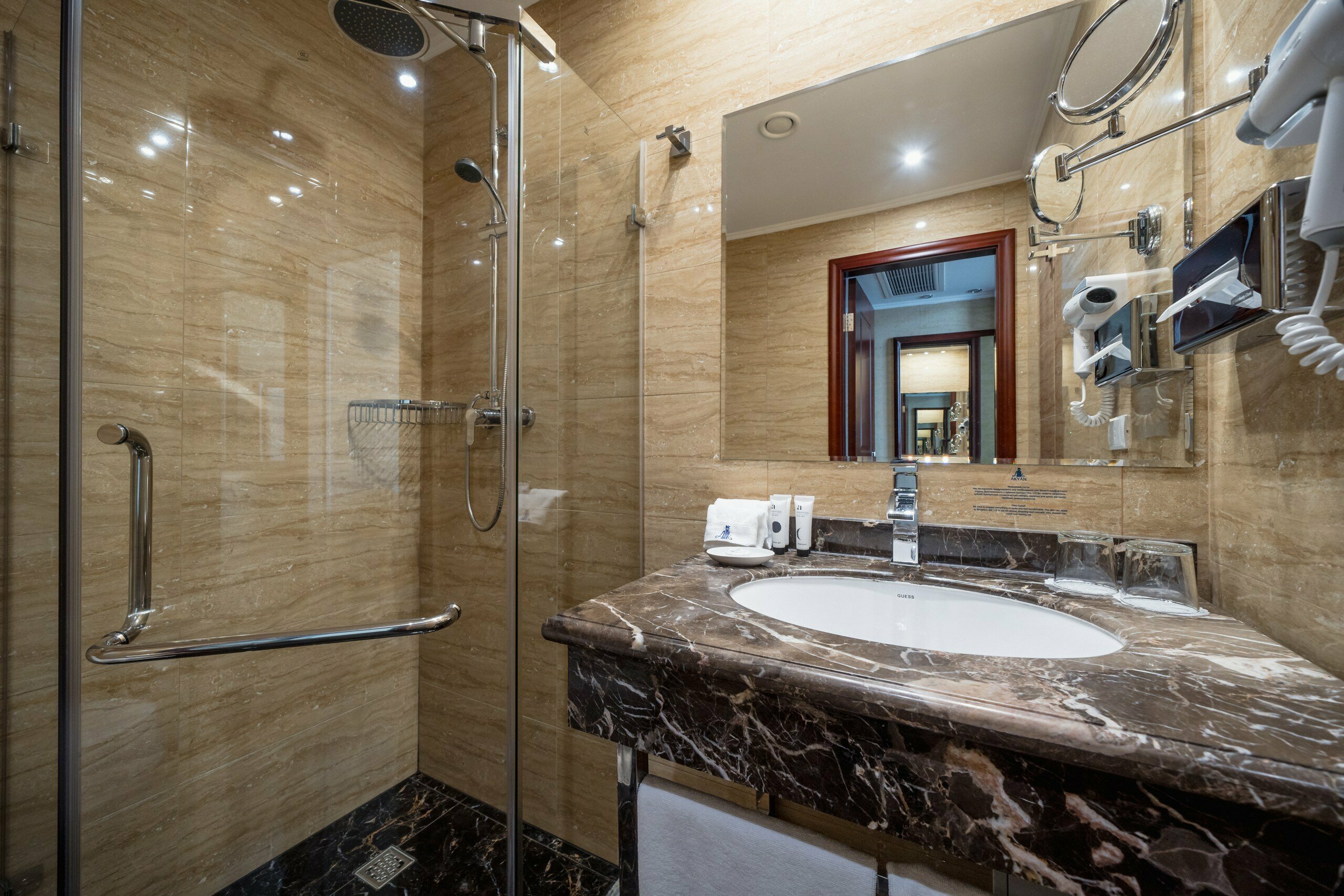 Делюкс с душем