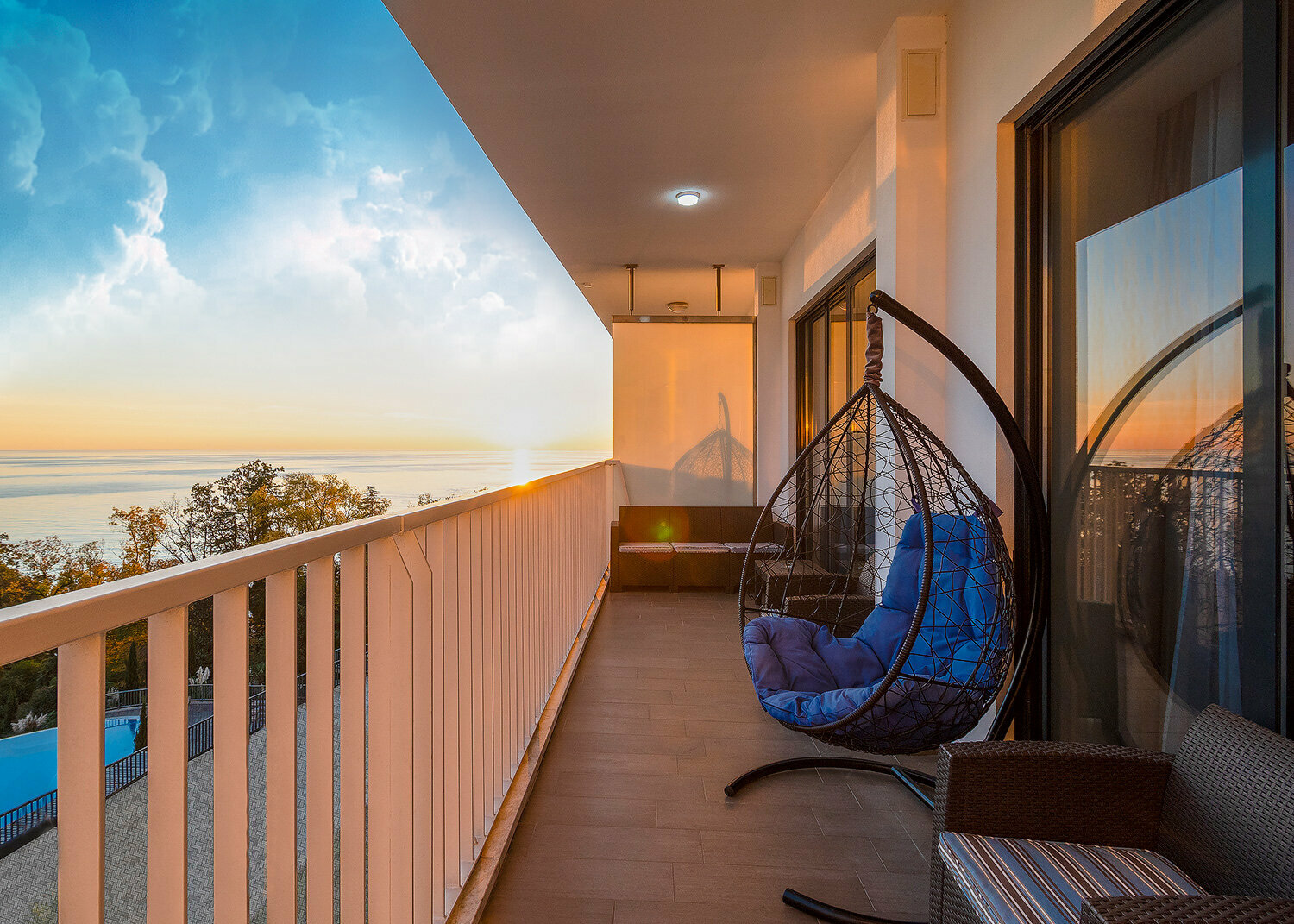 Семейный номер с видом на море