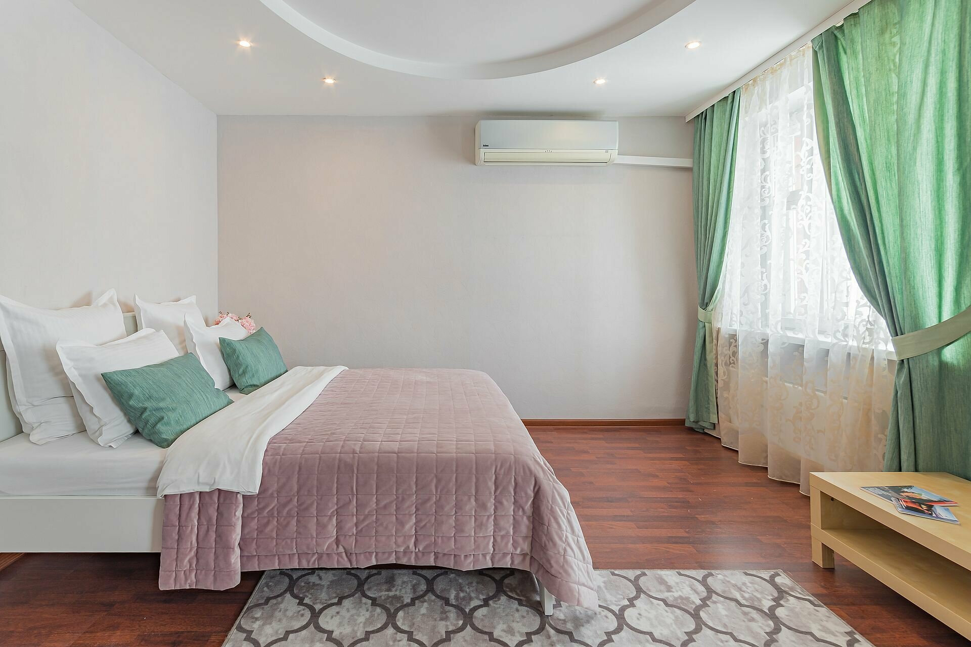 Апартаменты с балконом