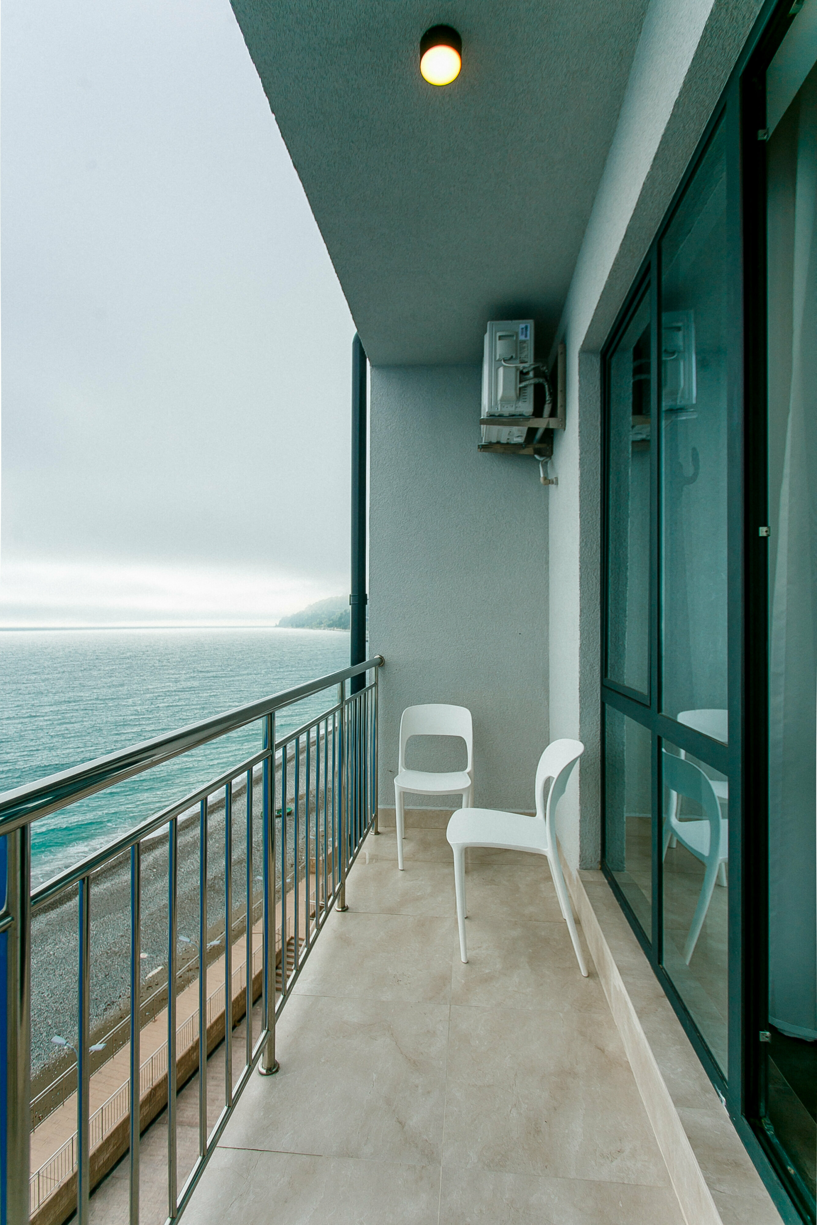 Аппартаменты с видом на море и балконом