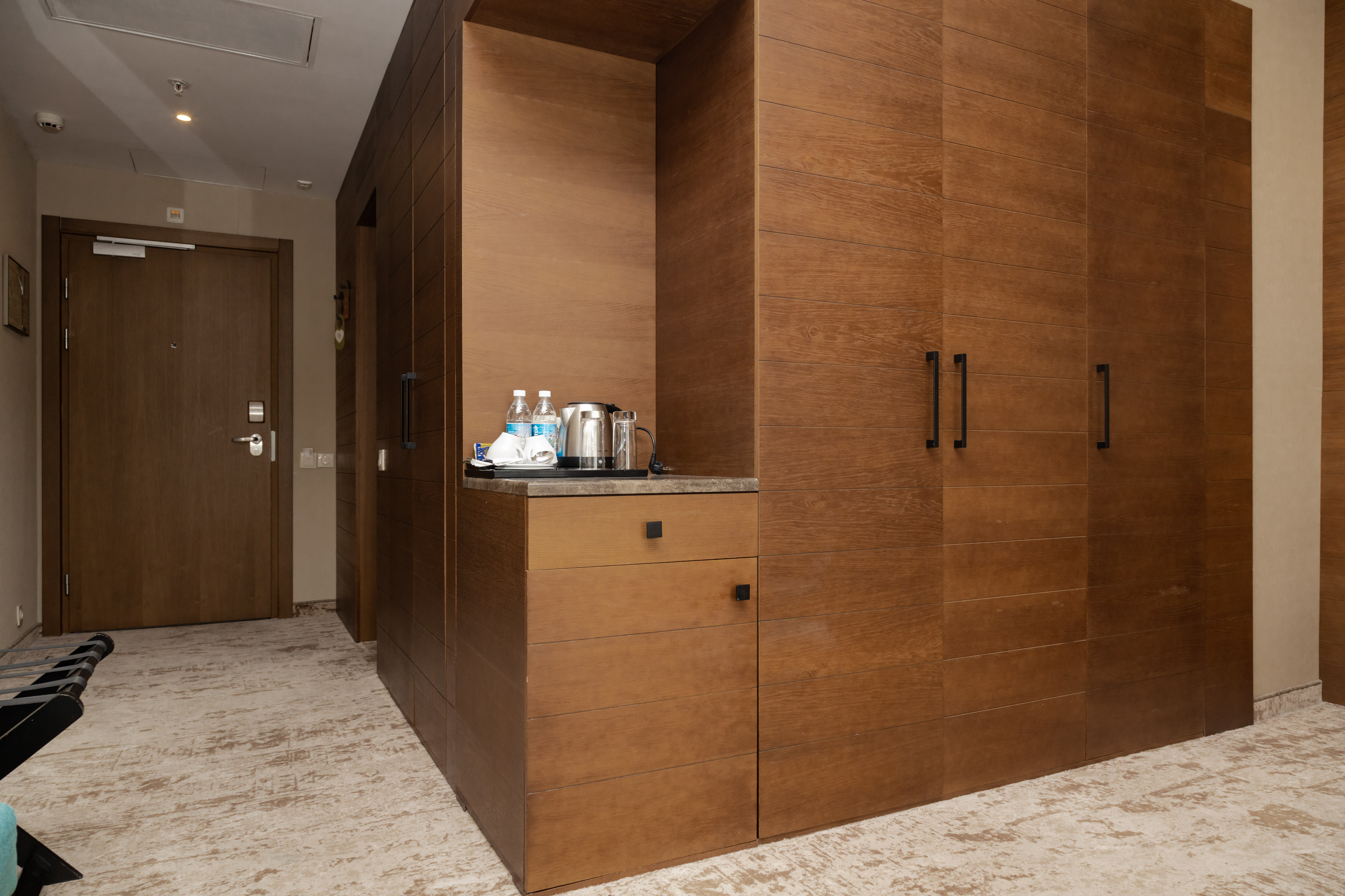 Джуниор сьют с двумя раздельными кроватями (без балкона) Sleep Well для восстанавливающего отдыха