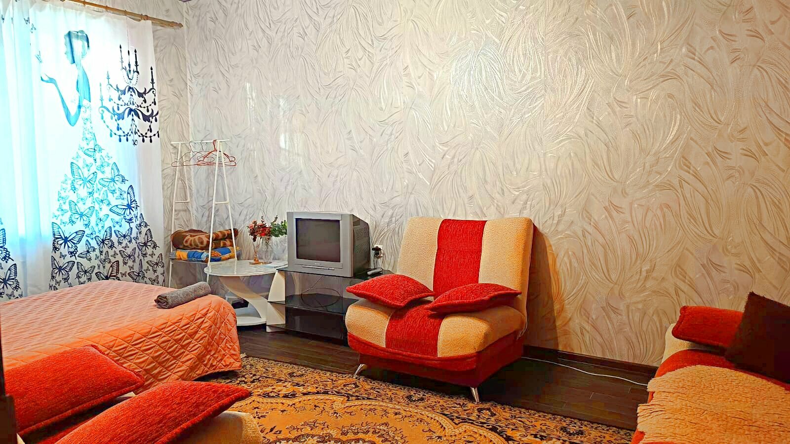 Однокомнатная, трехместная квартира