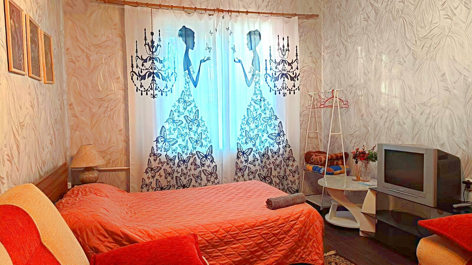 Однокомнатная, трехместная квартира