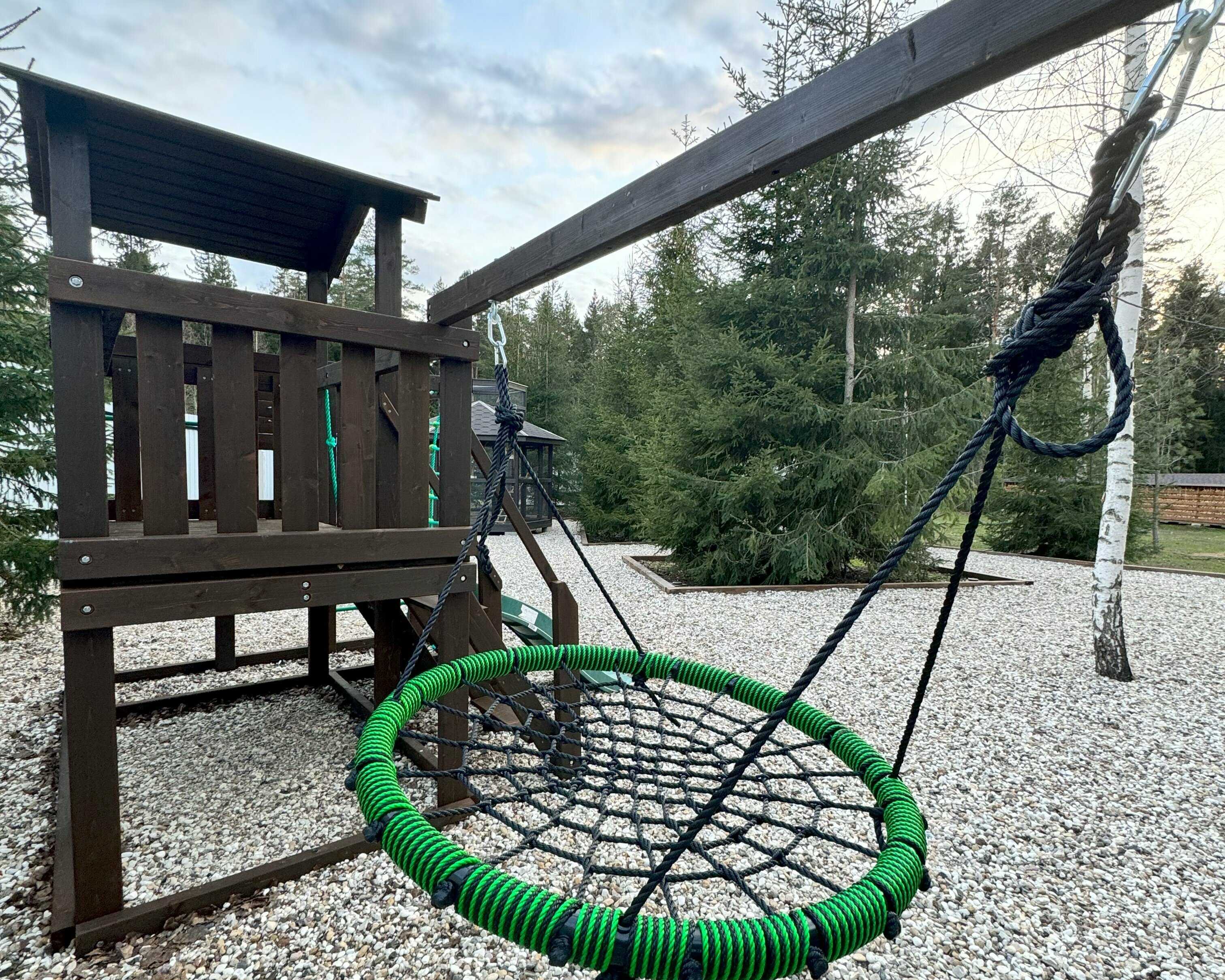 Двухуровневый четырехместный номер