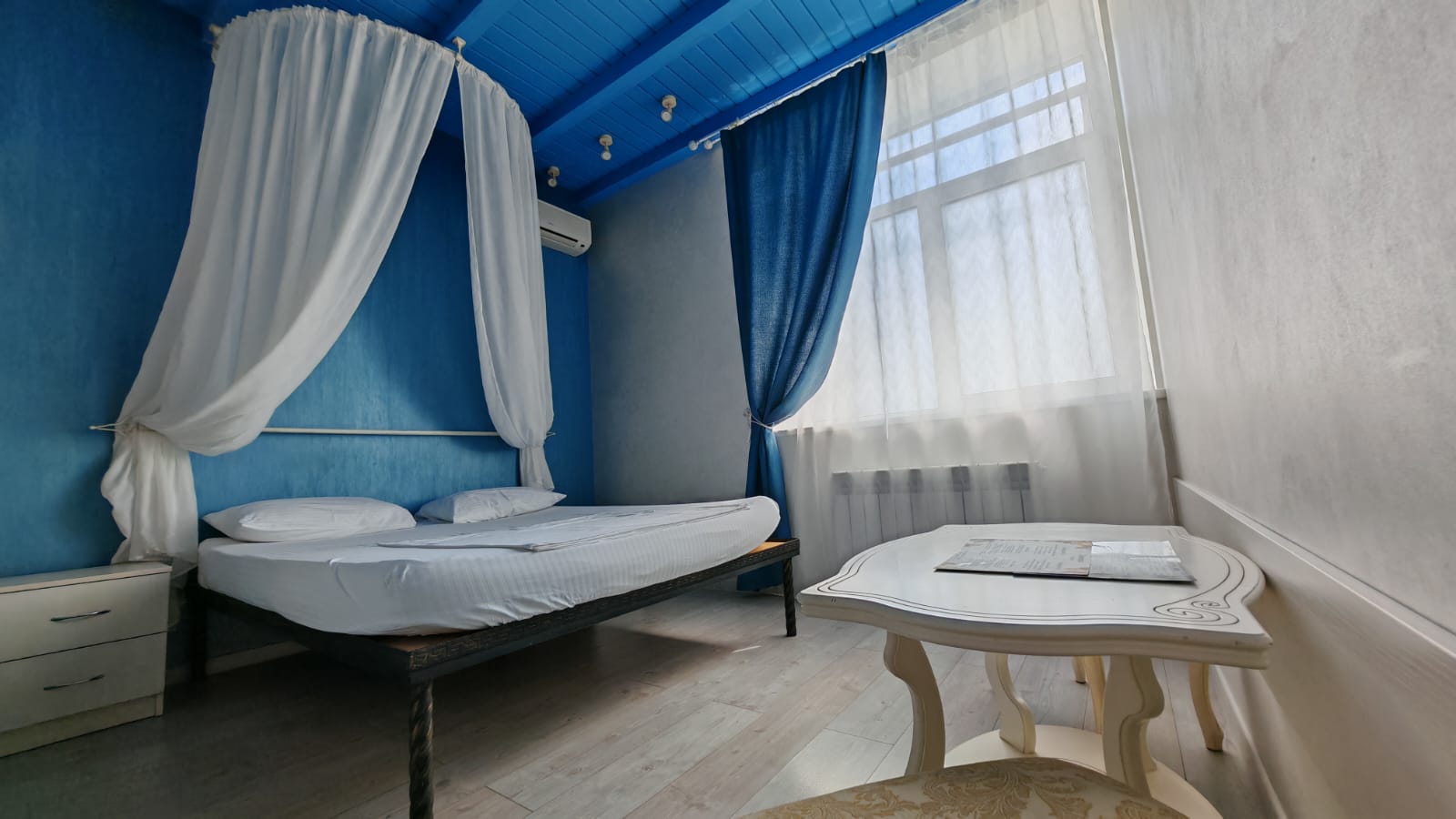 Классический двухместный