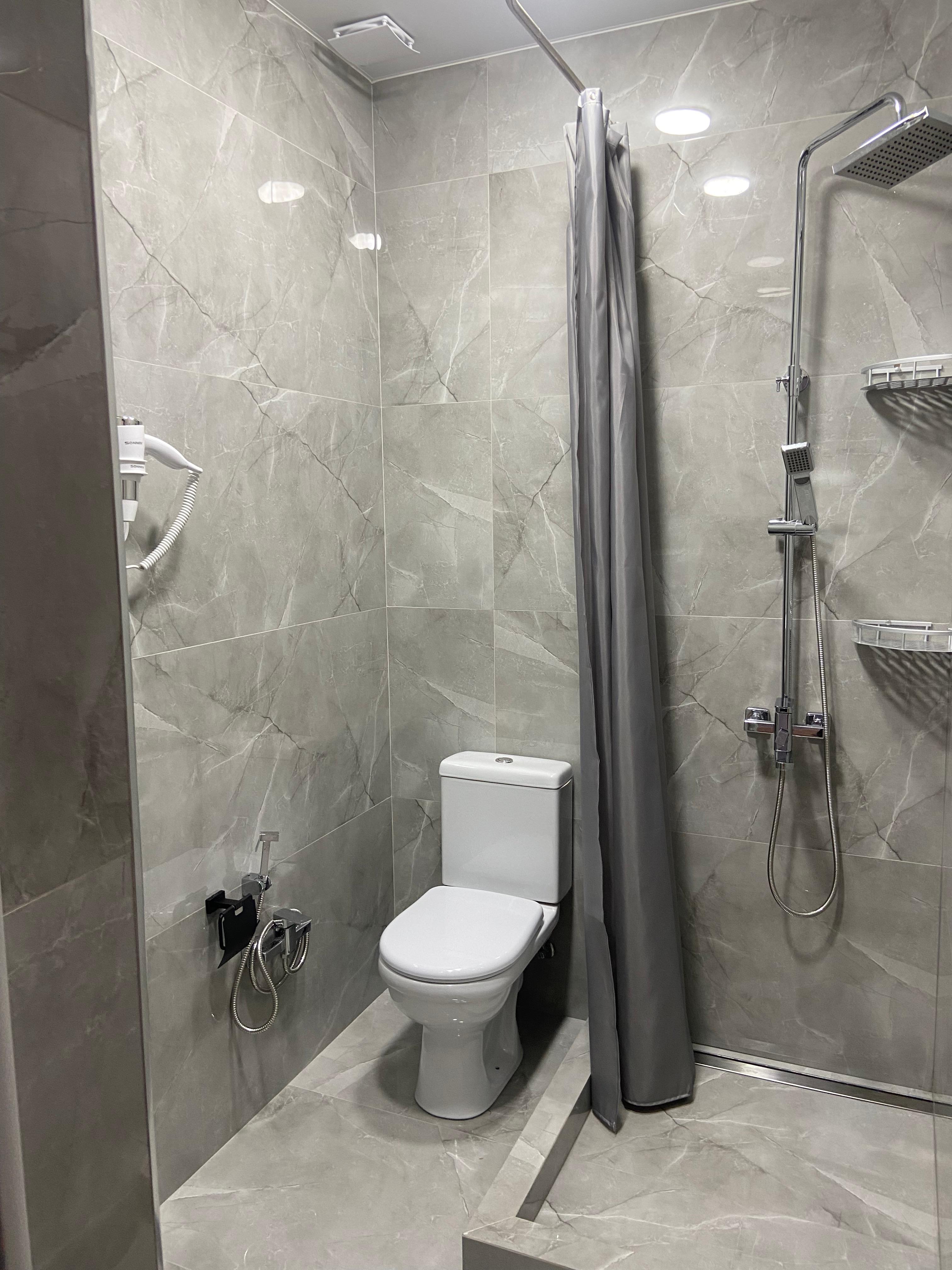 Улучшенный трехместный номер с видом на море