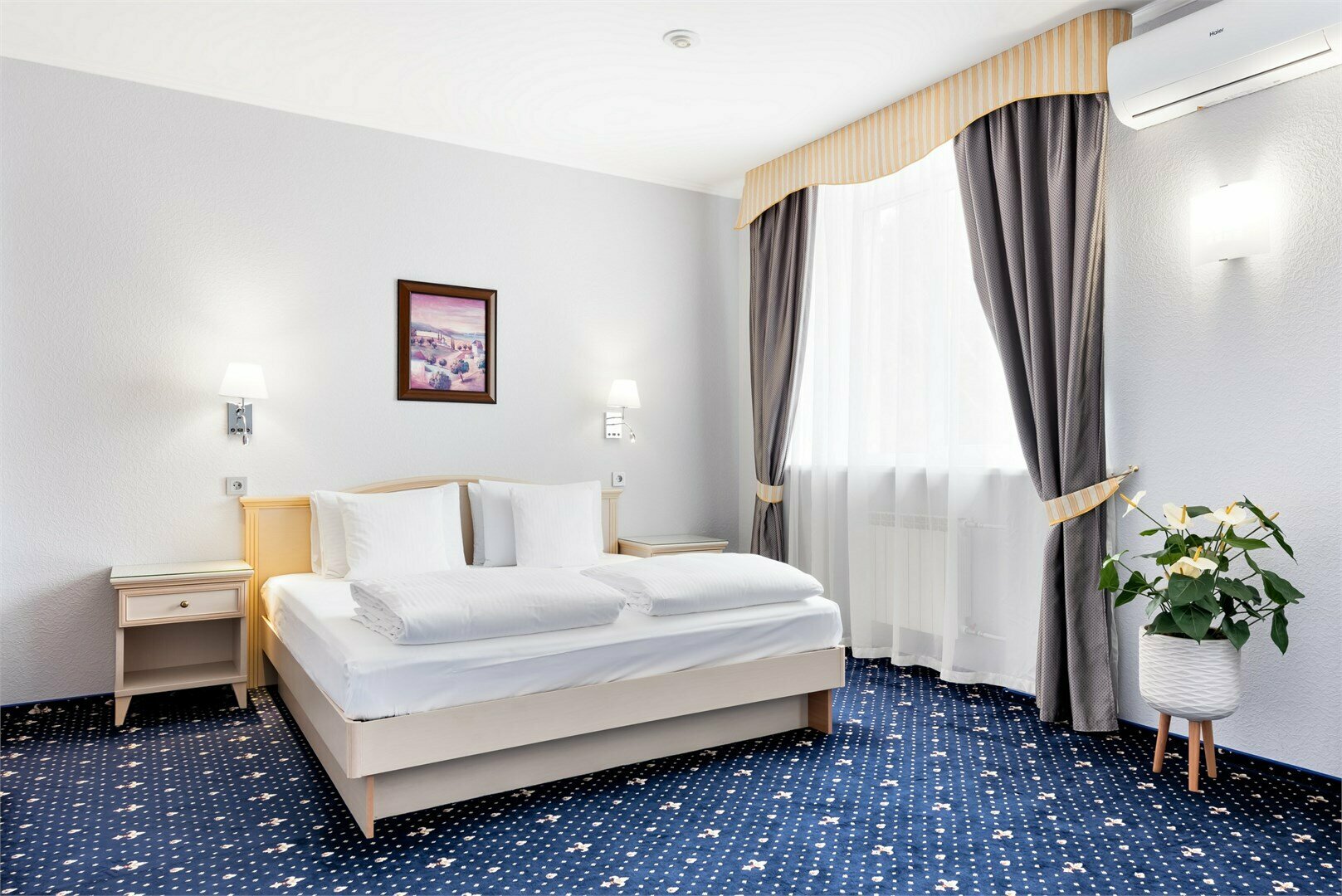 двухкомнатный номер ЛЮКС (корпус Классика)